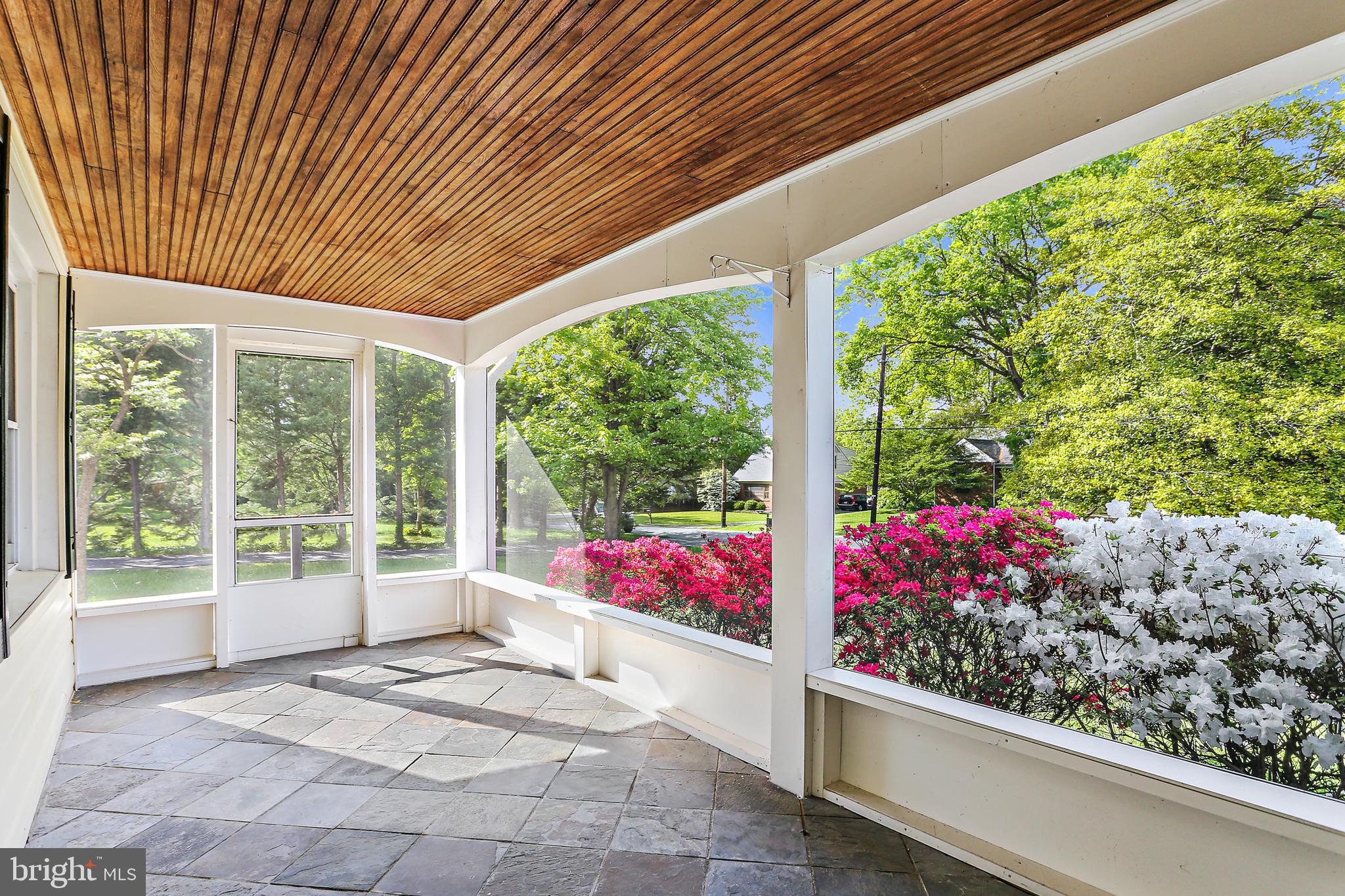 LUTHERVILLE - Residential