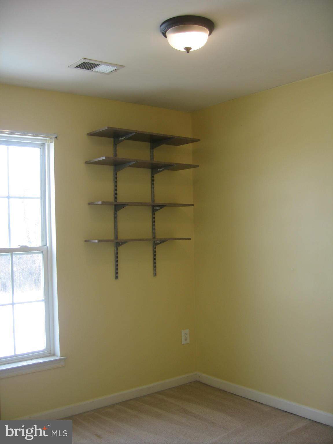 LAKELAND PLACE - Residential Lease