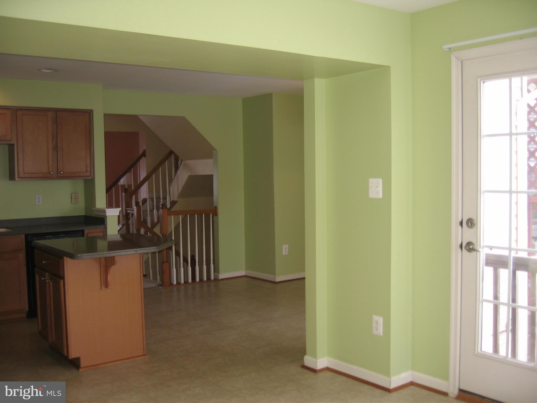 LAKELAND PLACE - Residential Lease