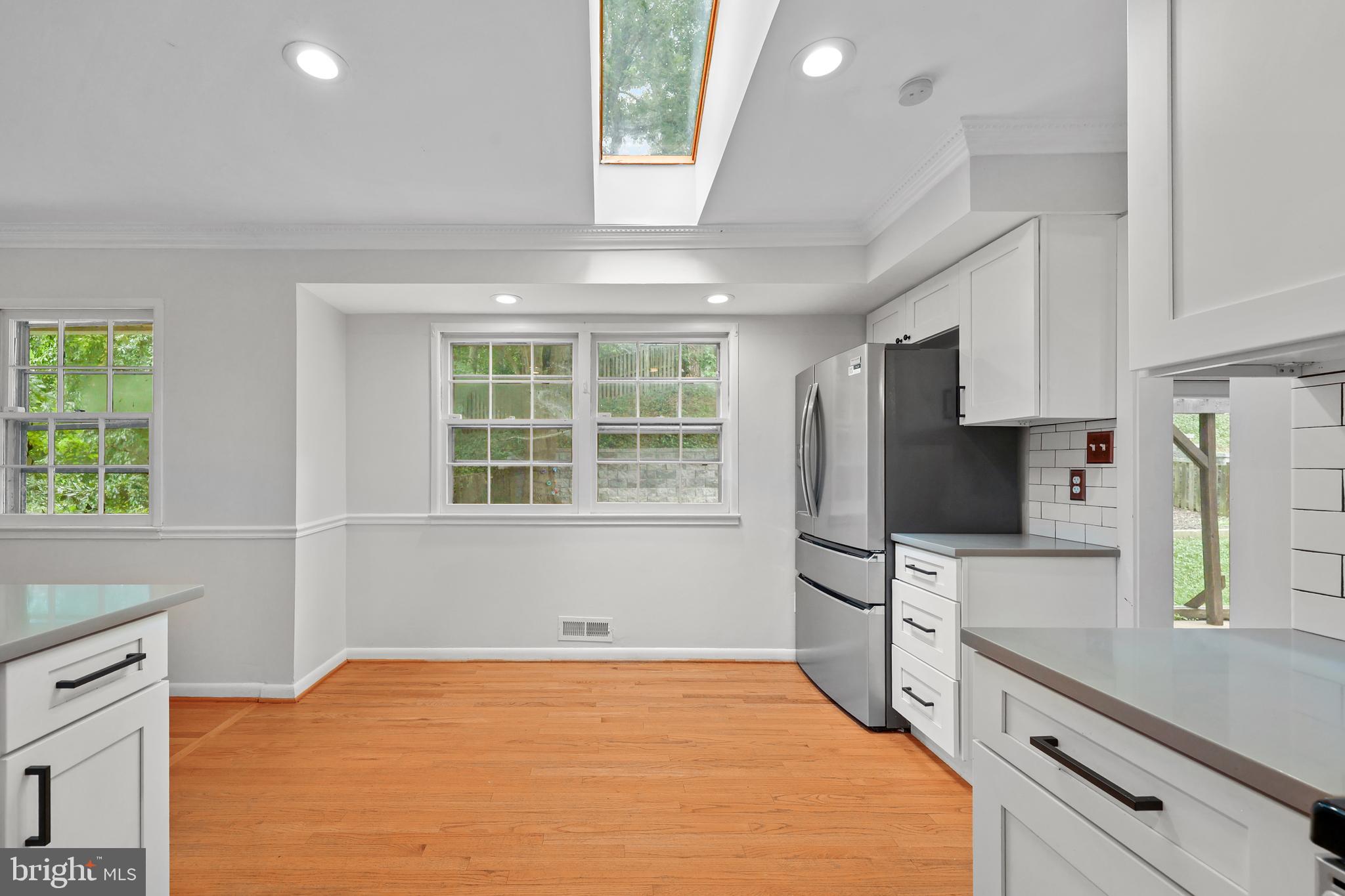 RIVERSIDE ESTATES - Residential