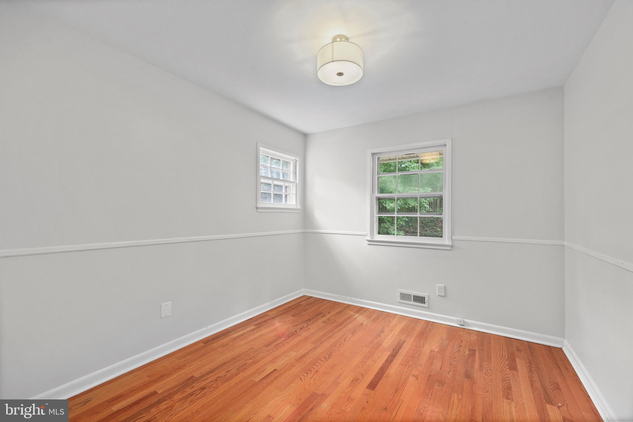 RIVERSIDE ESTATES - Residential