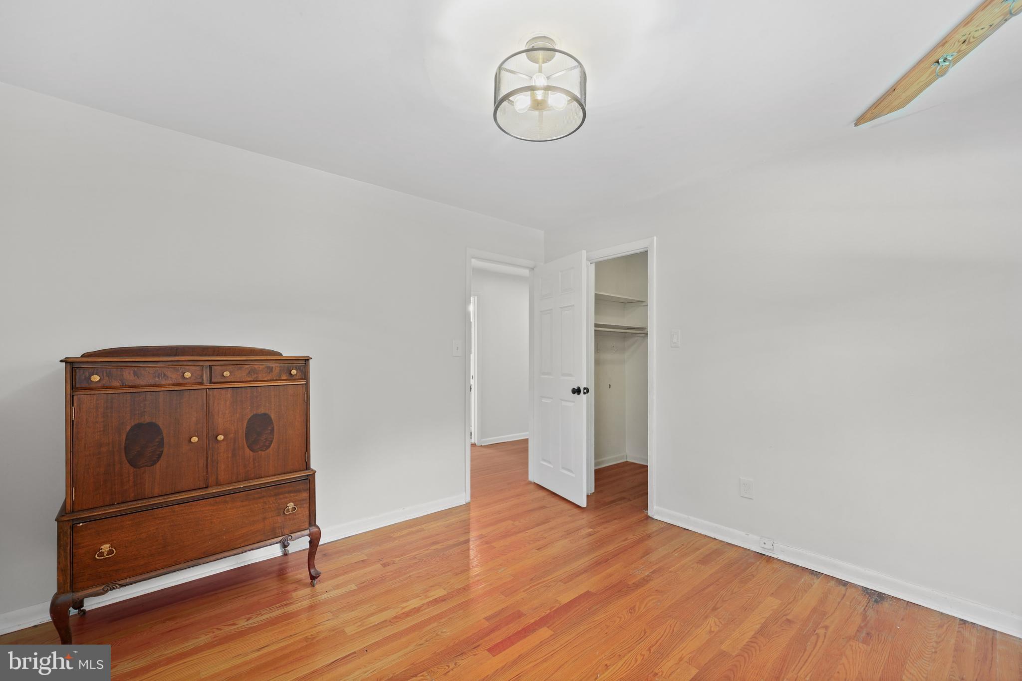 RIVERSIDE ESTATES - Residential