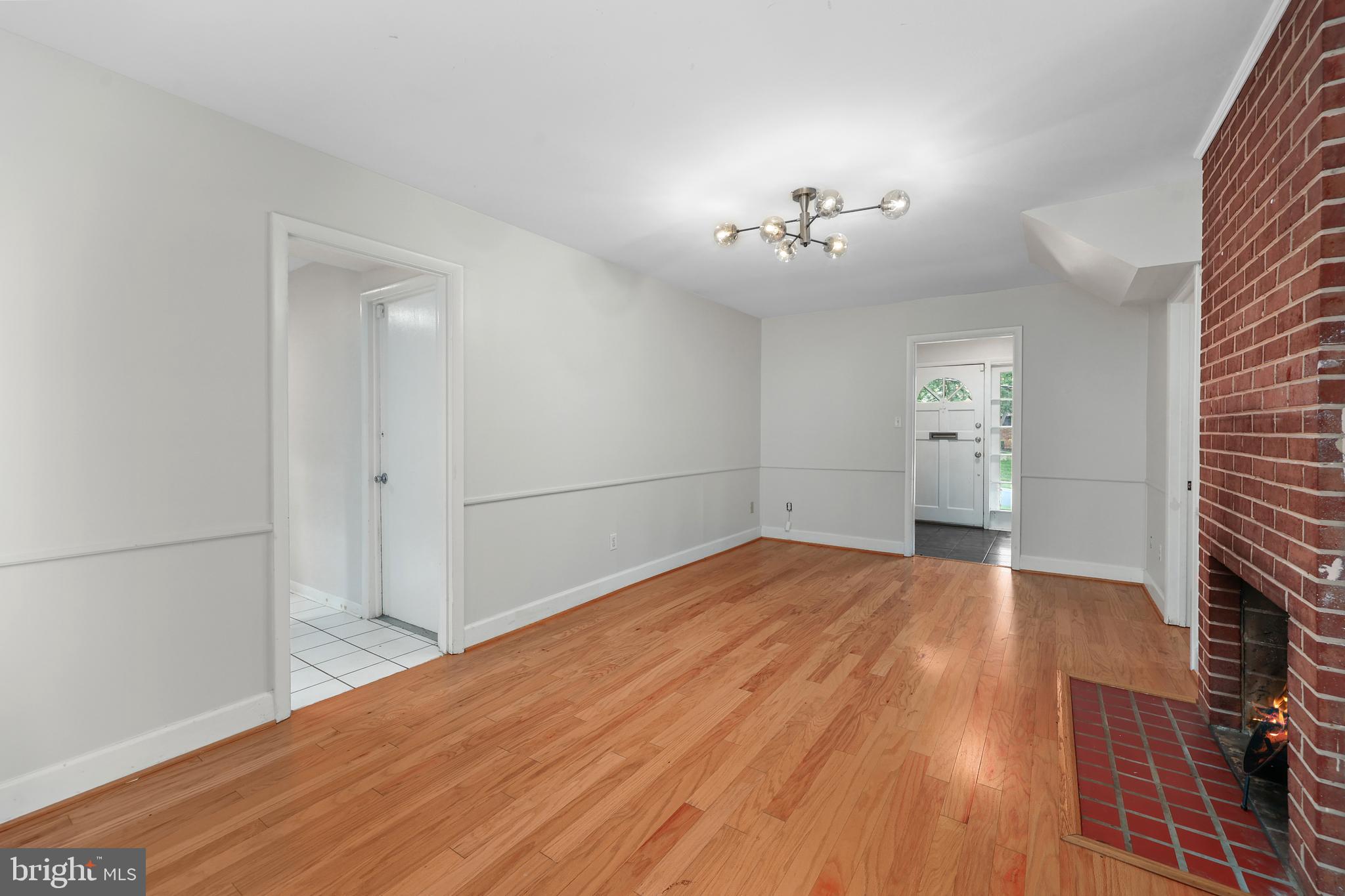 RIVERSIDE ESTATES - Residential