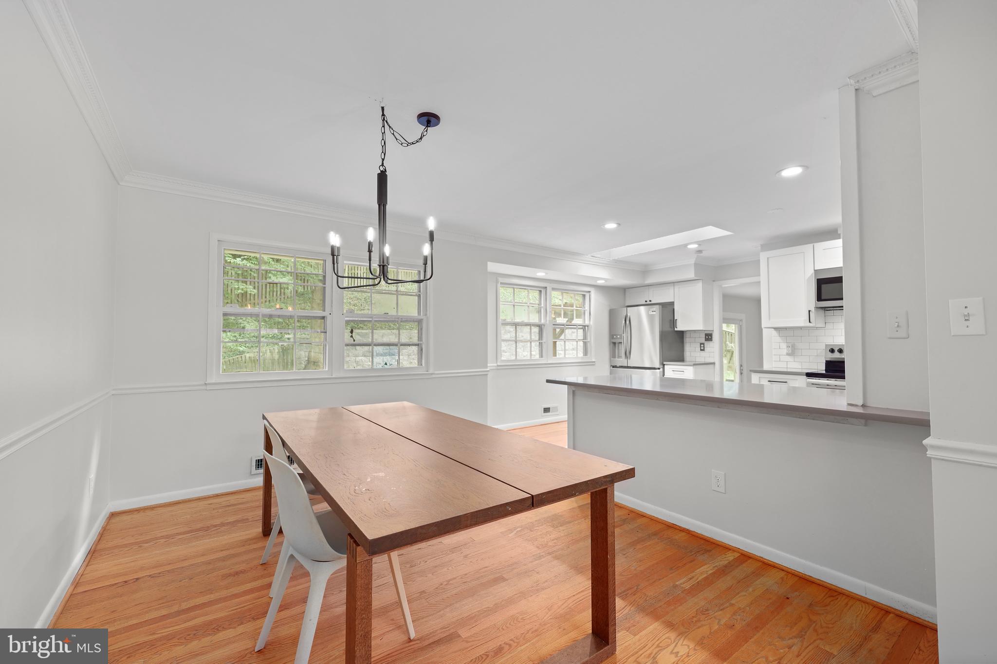 RIVERSIDE ESTATES - Residential