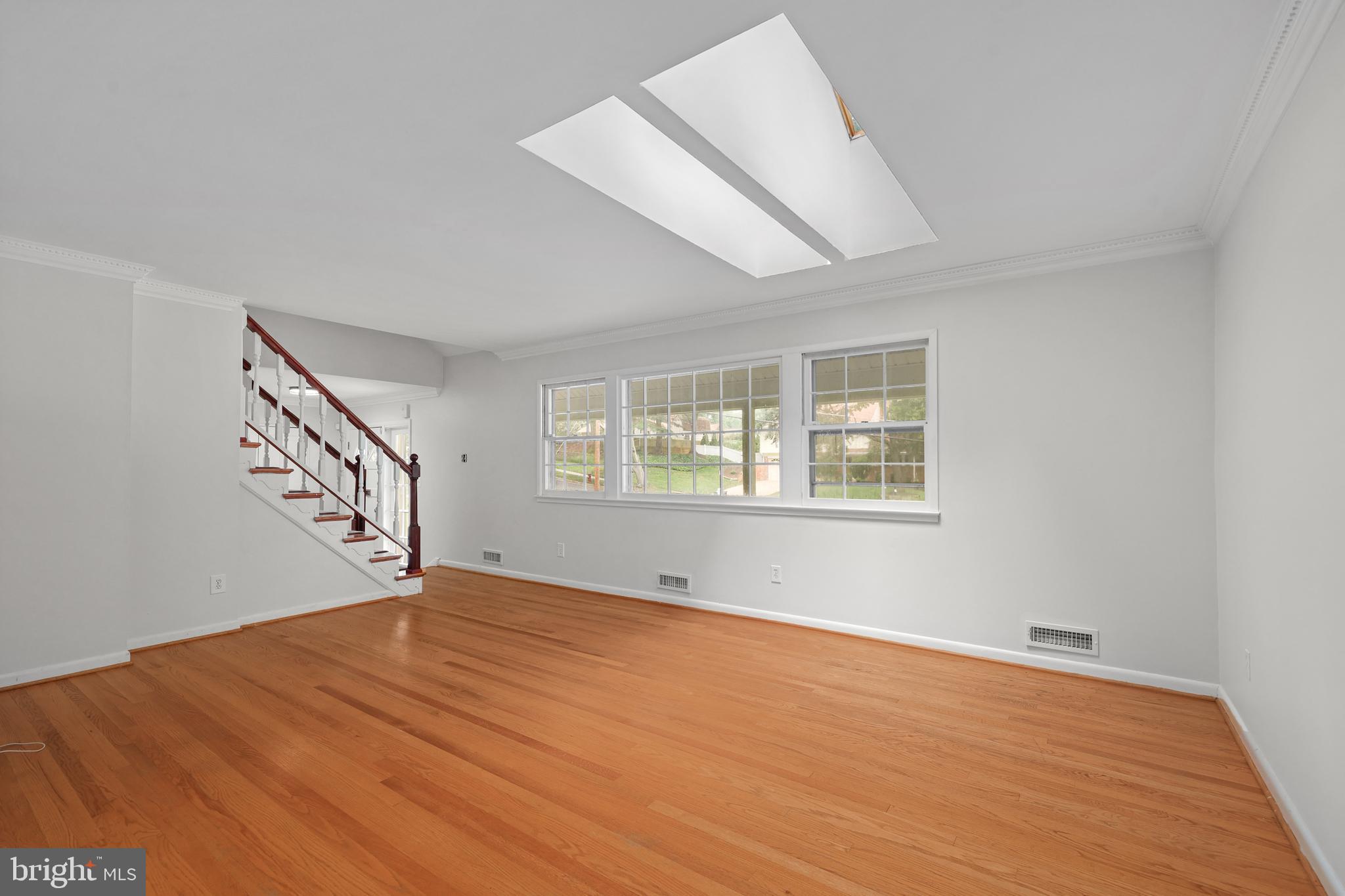 RIVERSIDE ESTATES - Residential