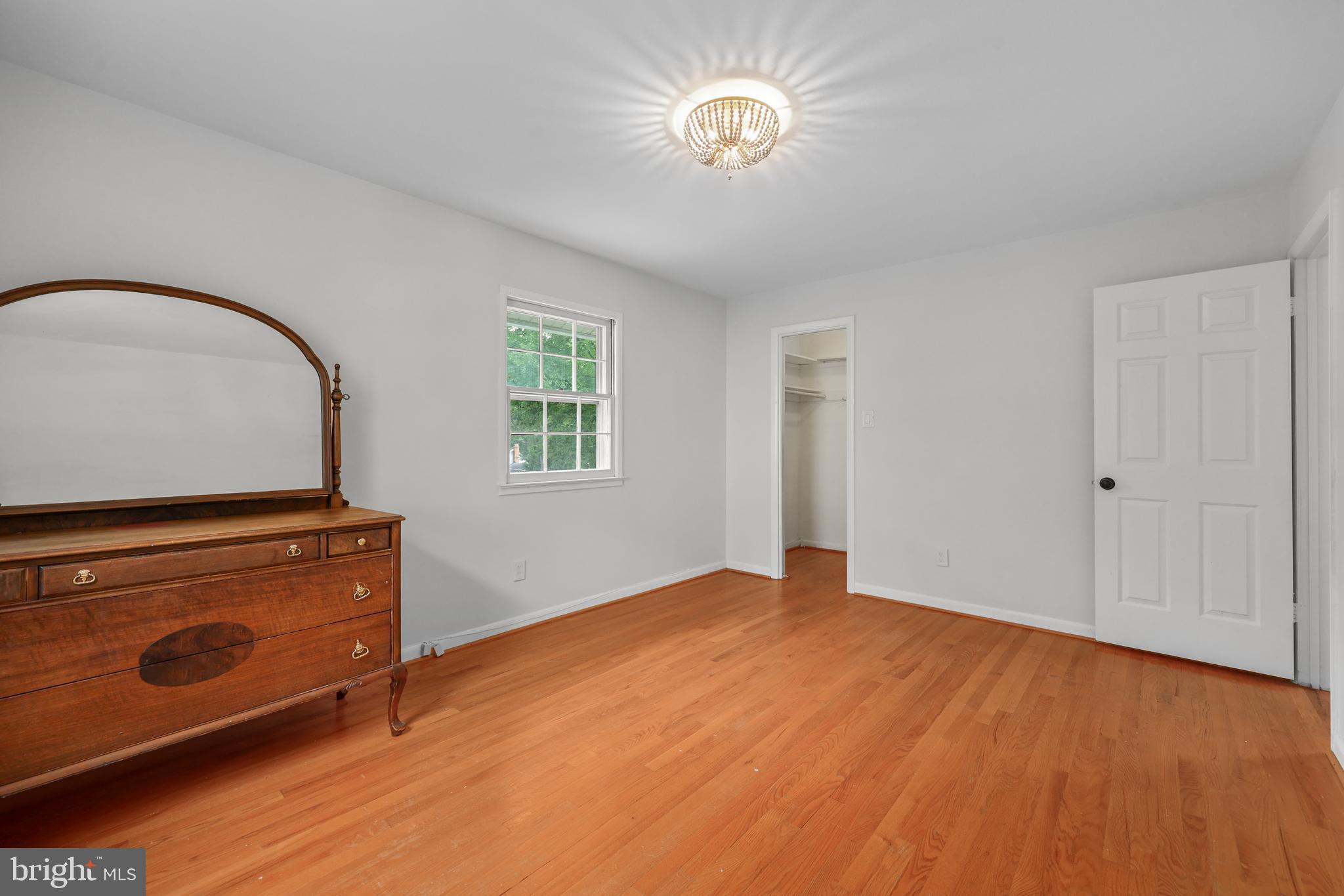 RIVERSIDE ESTATES - Residential