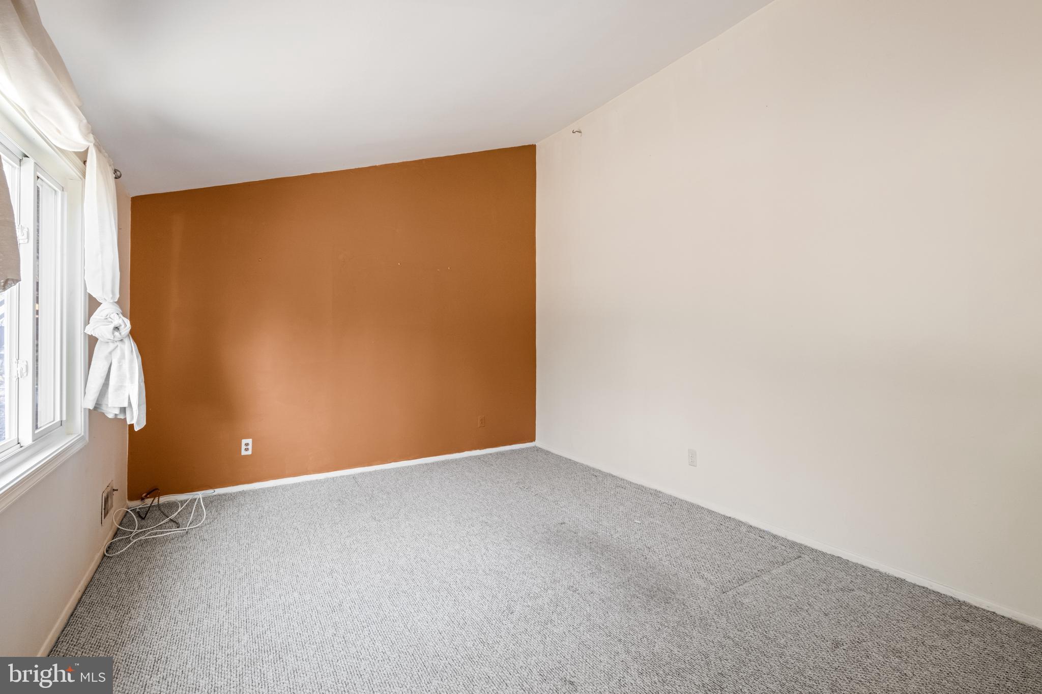 POWDER MILL HOMES - Residential