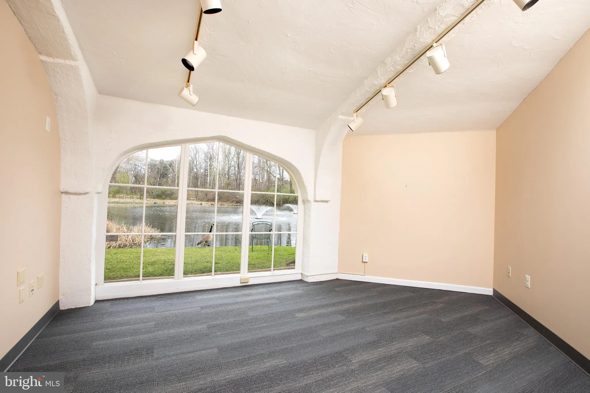 New Hope, Pennsylvania 18938, United States, ,Commercial,Active,112826