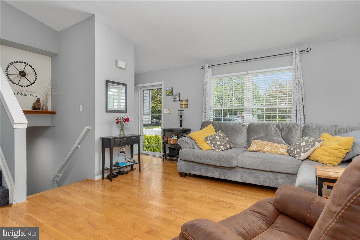 LAKE COVENTRY - Residential