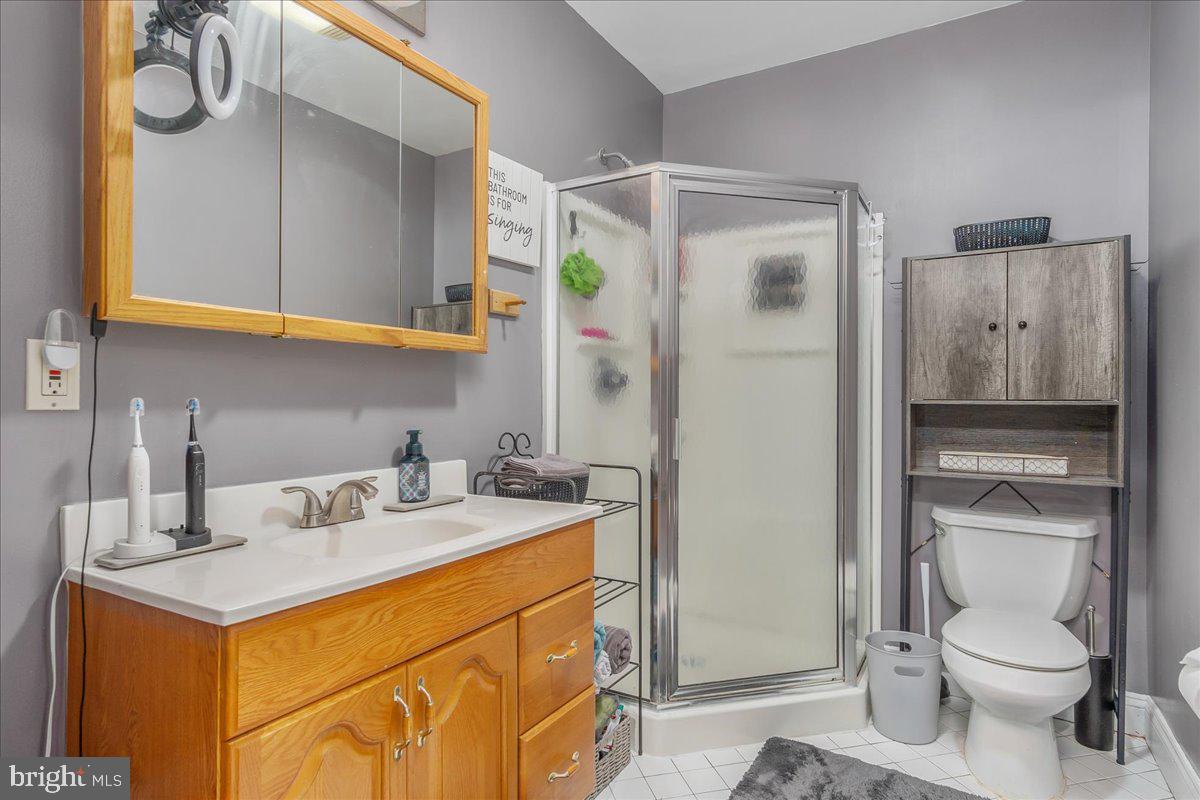 LAKE COVENTRY - Residential