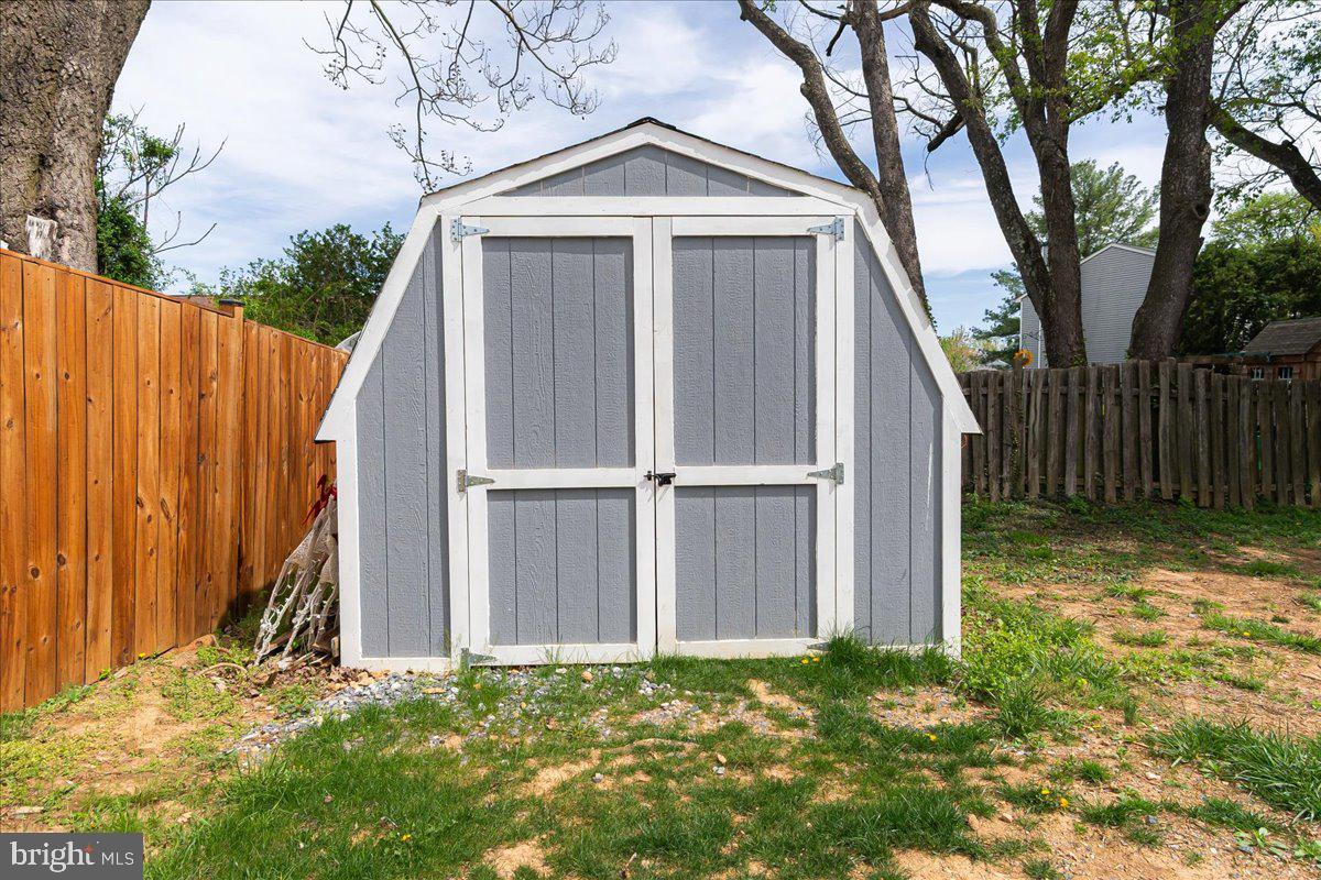 LAKE COVENTRY - Residential