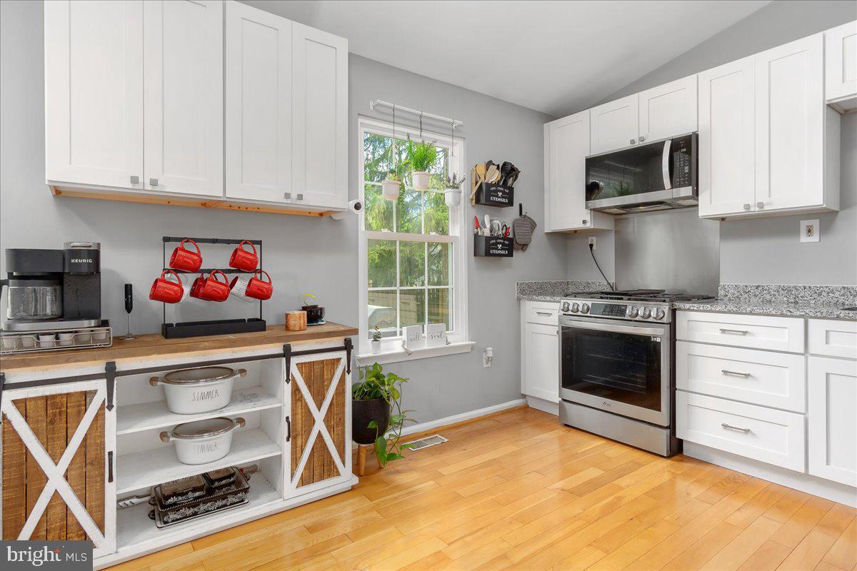 LAKE COVENTRY - Residential