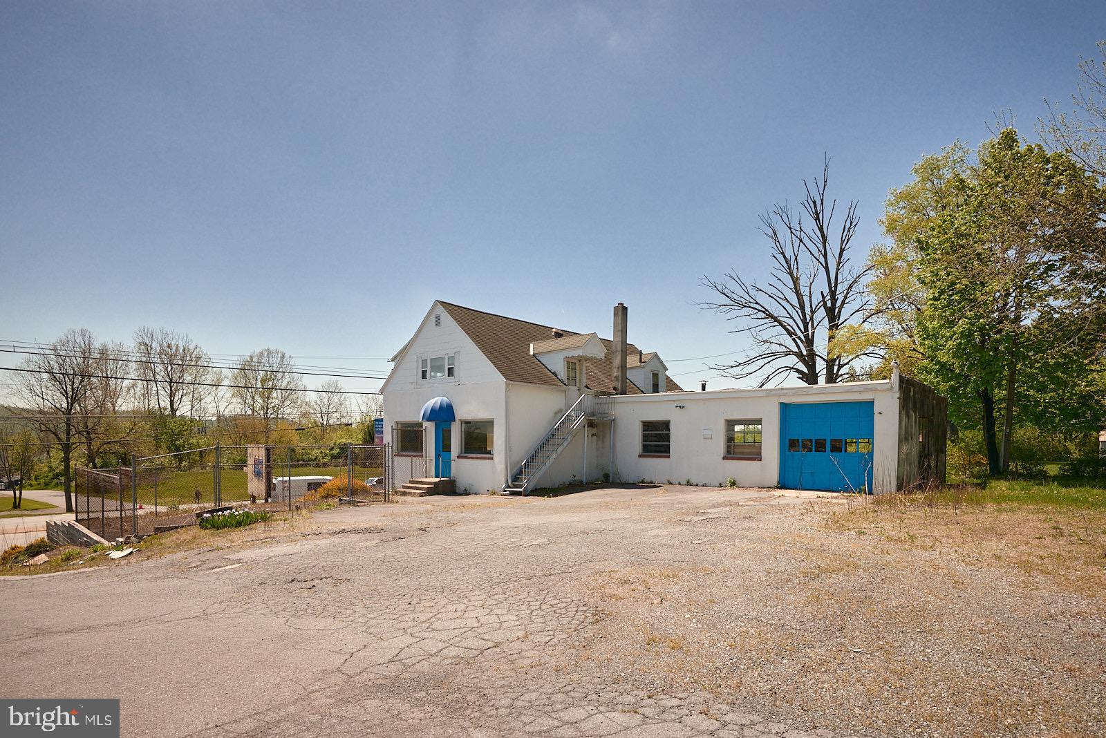 6631 PERKIOMEN AVENUE