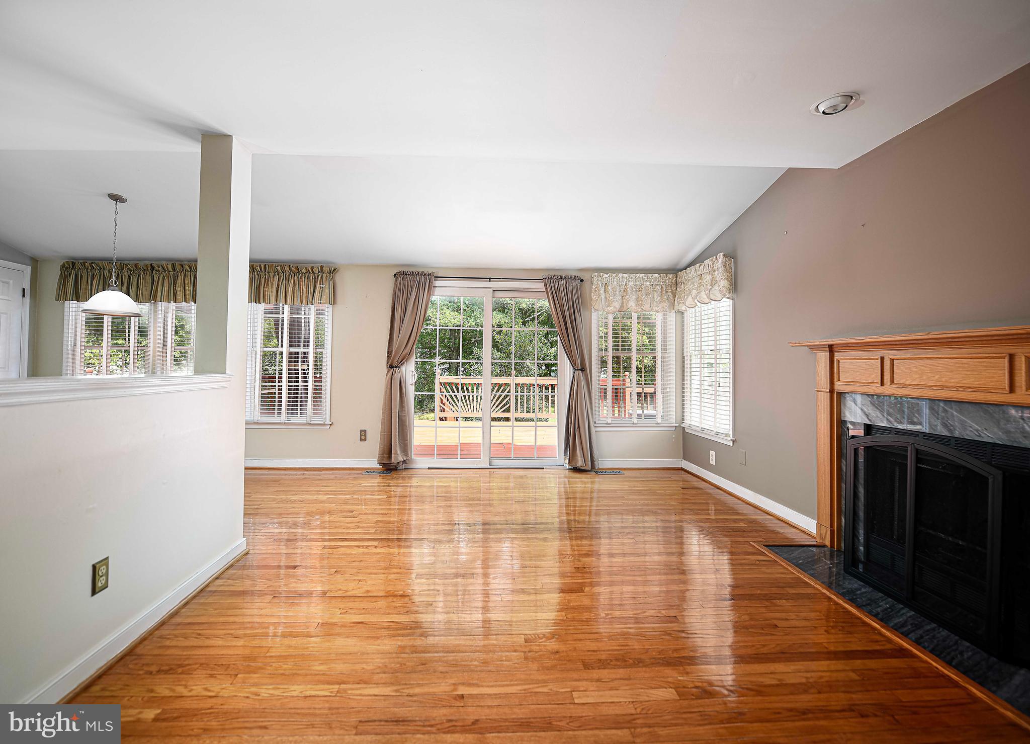 WOODLAND RUN - Residential