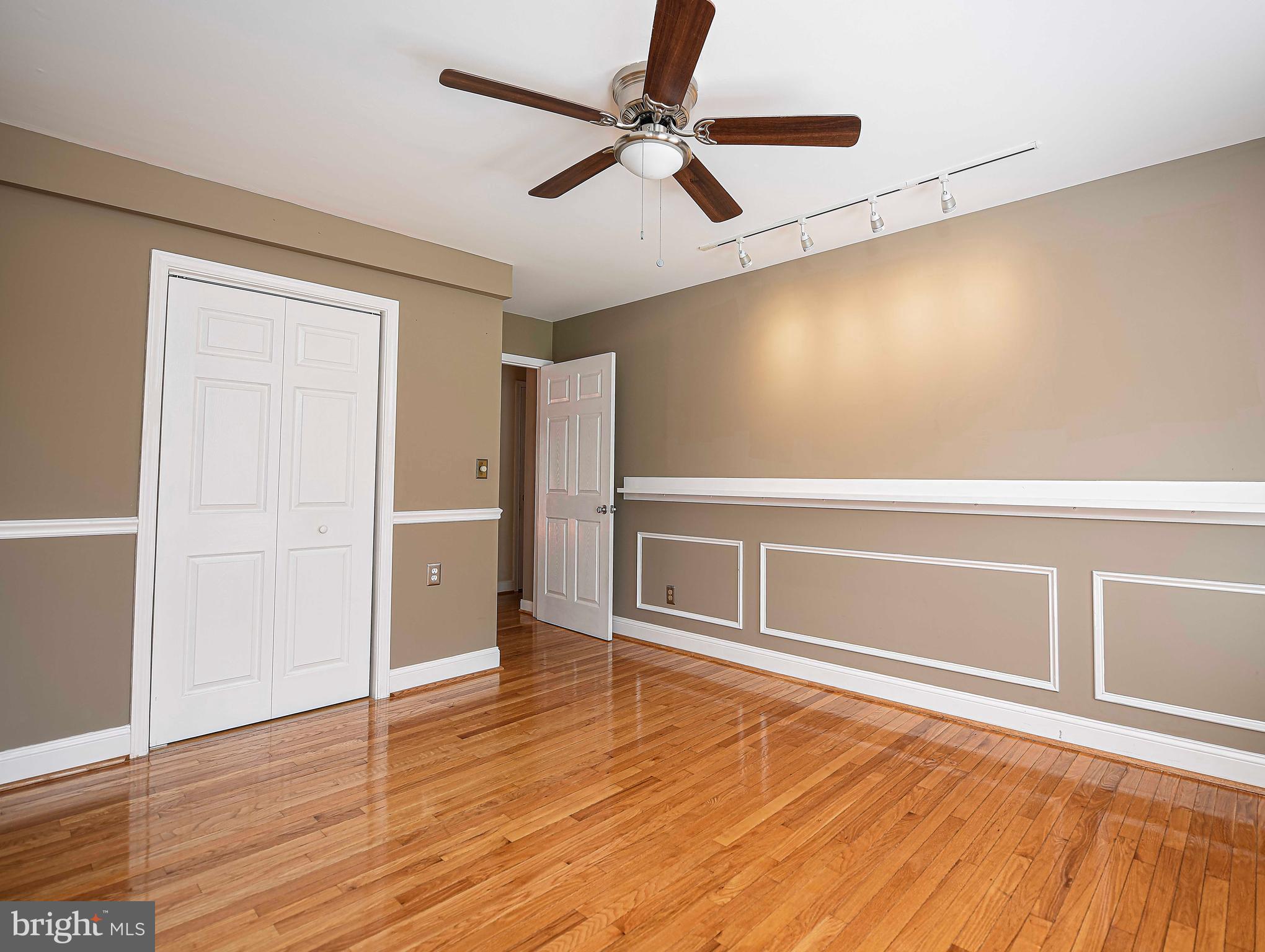 WOODLAND RUN - Residential