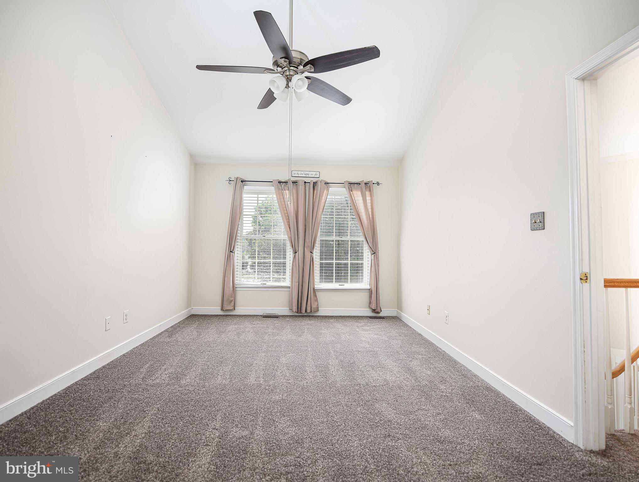 WOODLAND RUN - Residential