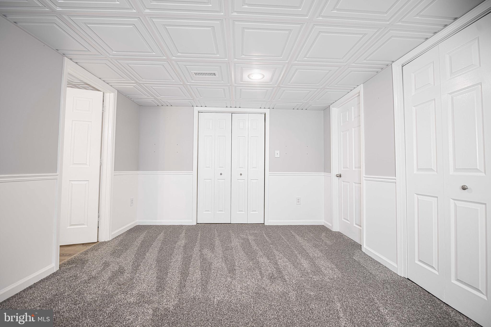 WOODLAND RUN - Residential