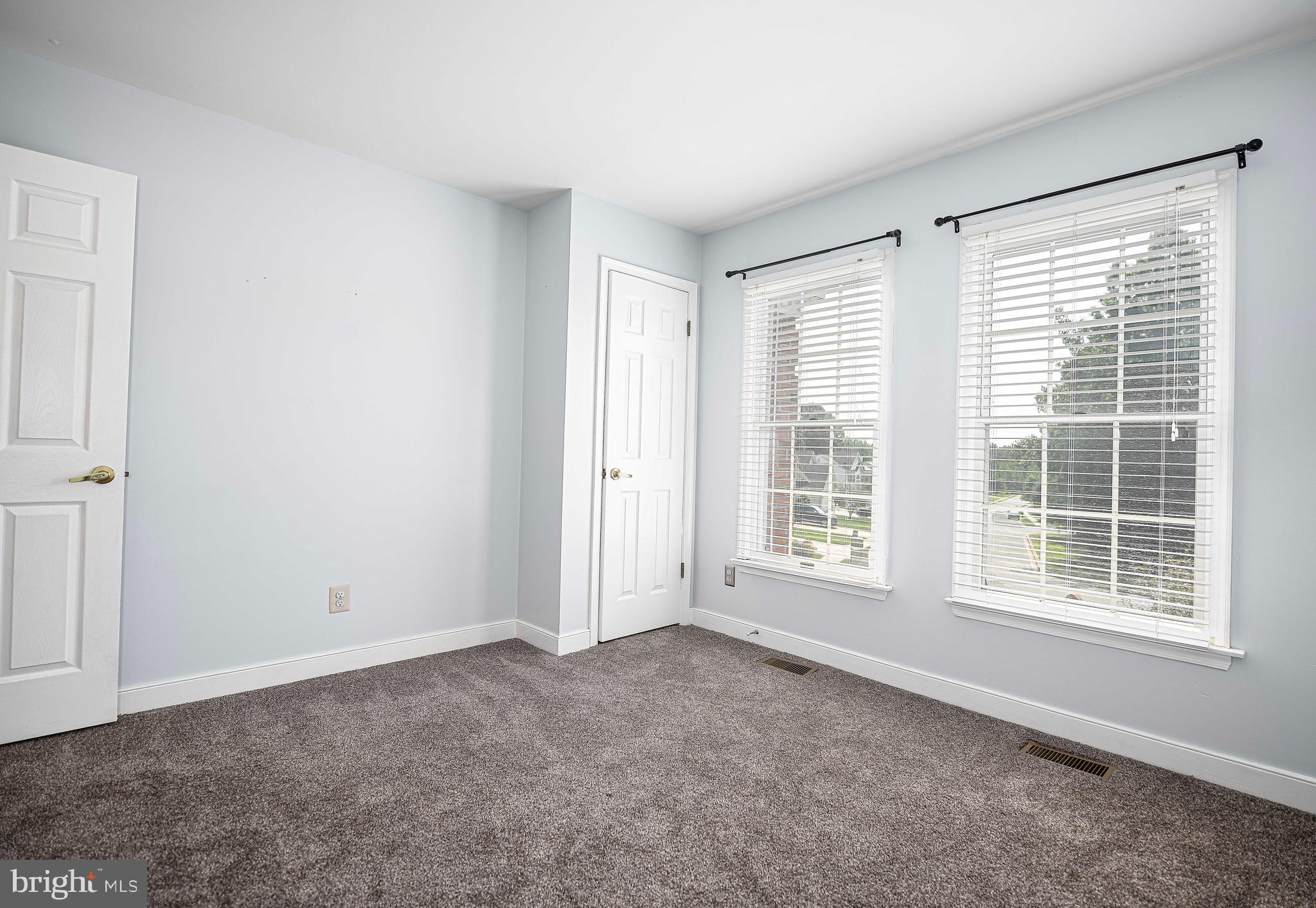 WOODLAND RUN - Residential