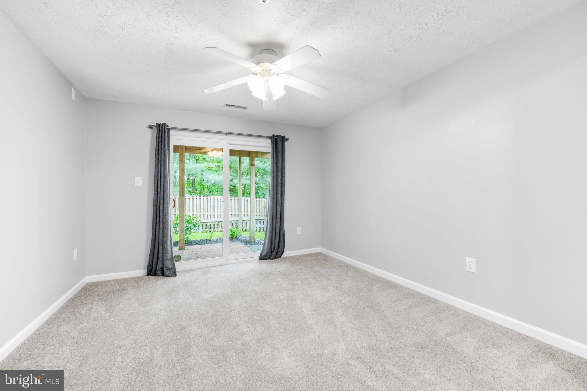 PINEY ORCHARD - Residential