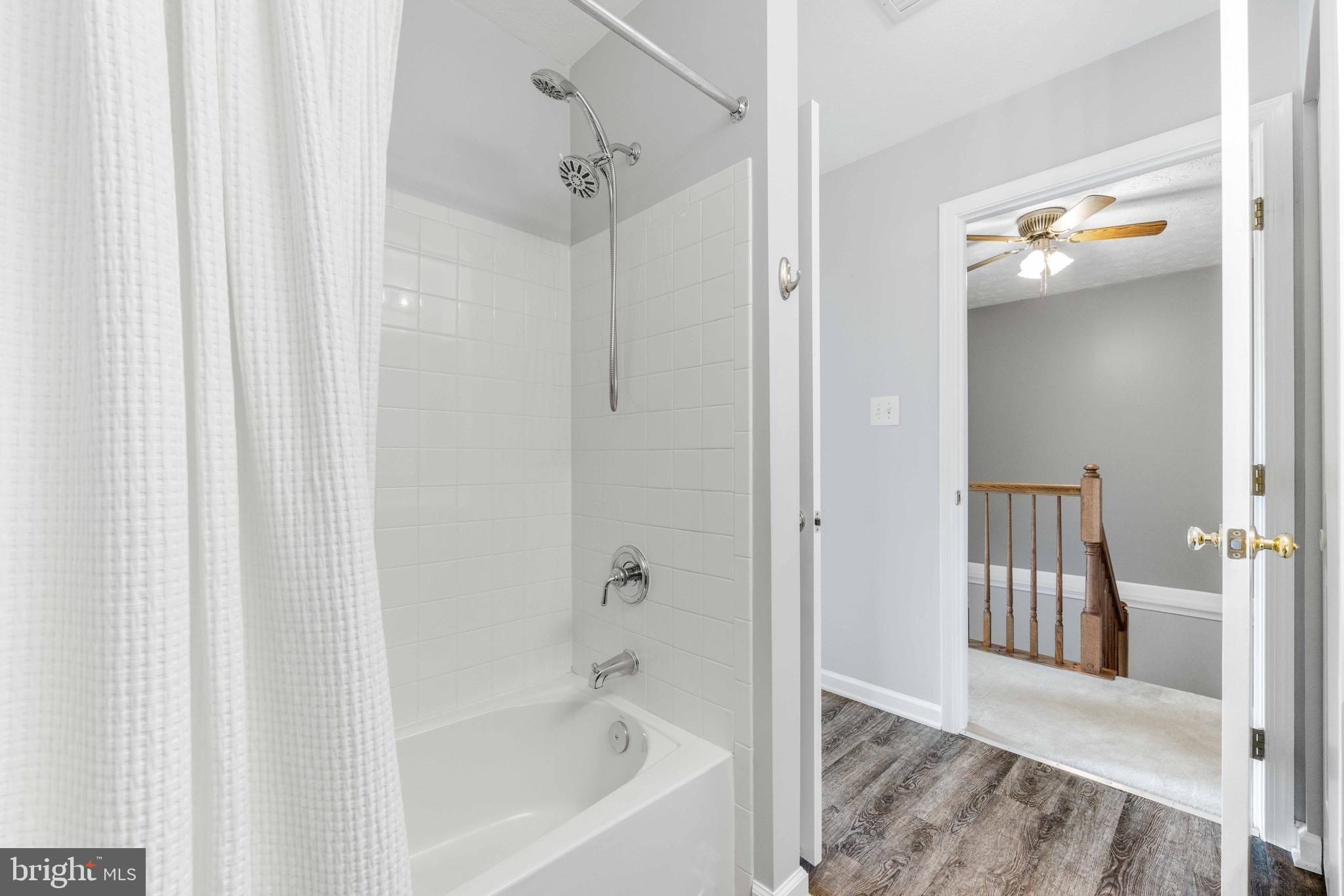 PINEY ORCHARD - Residential