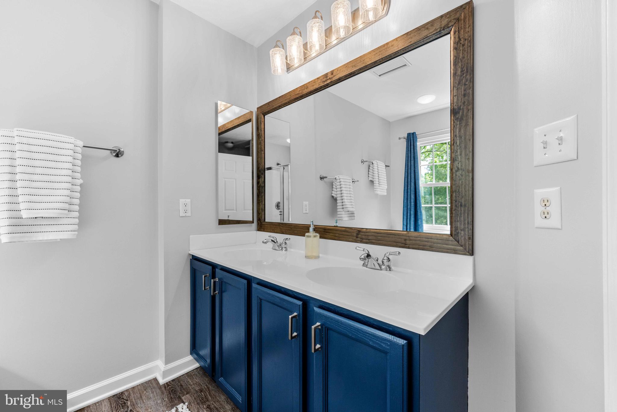 PINEY ORCHARD - Residential