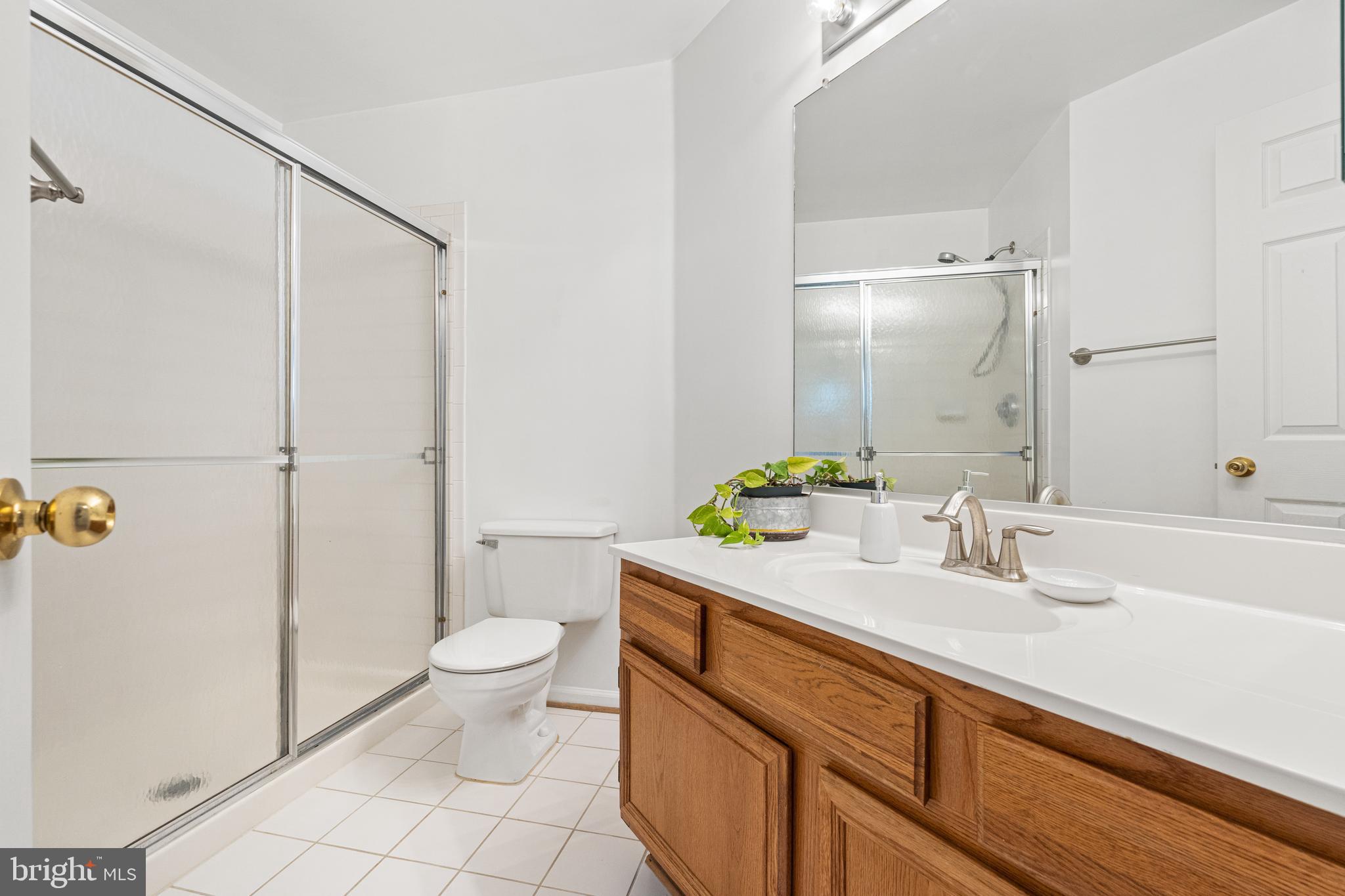 RIVERBEND AT CASCADES - Residential Lease