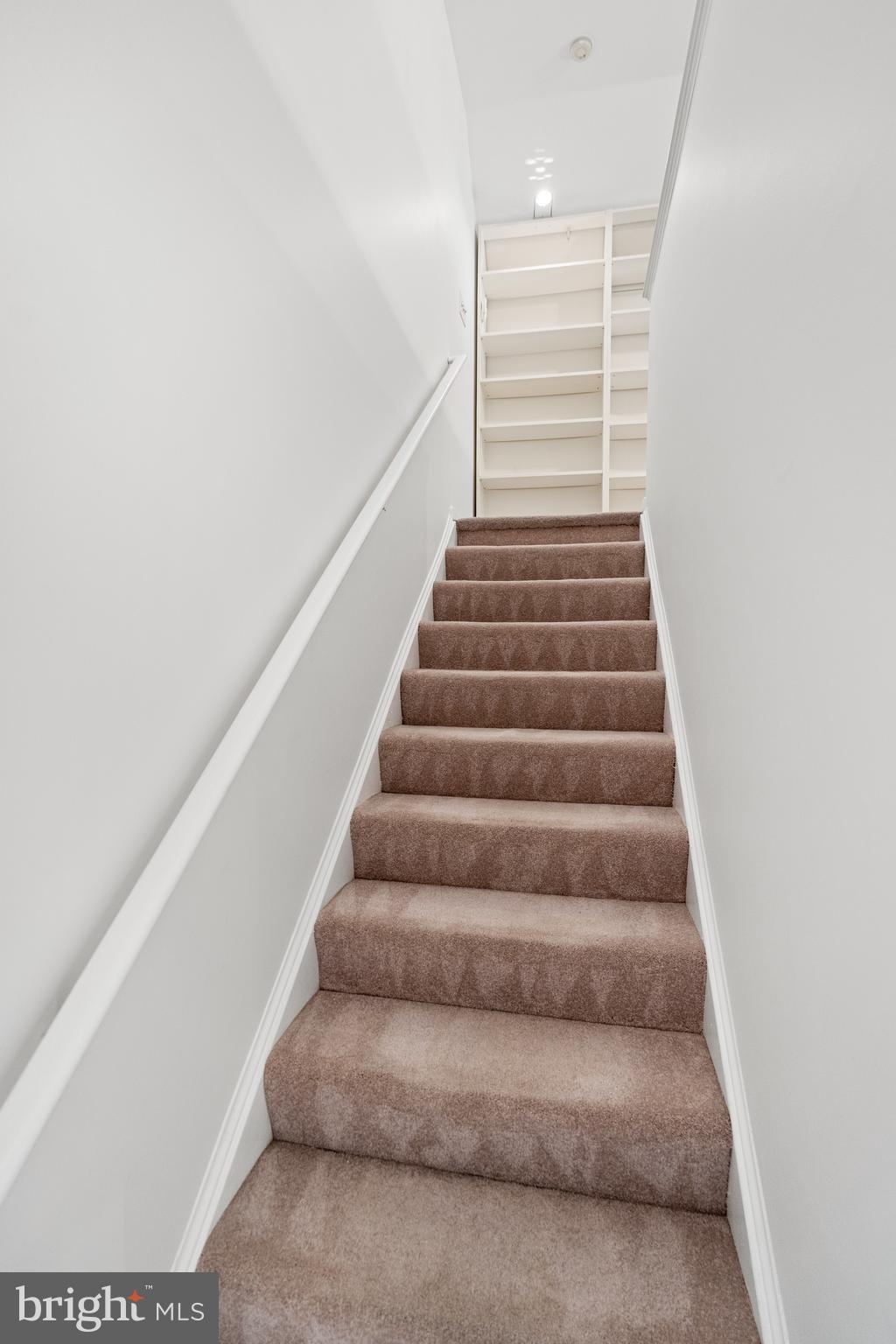 RIVERBEND AT CASCADES - Residential Lease