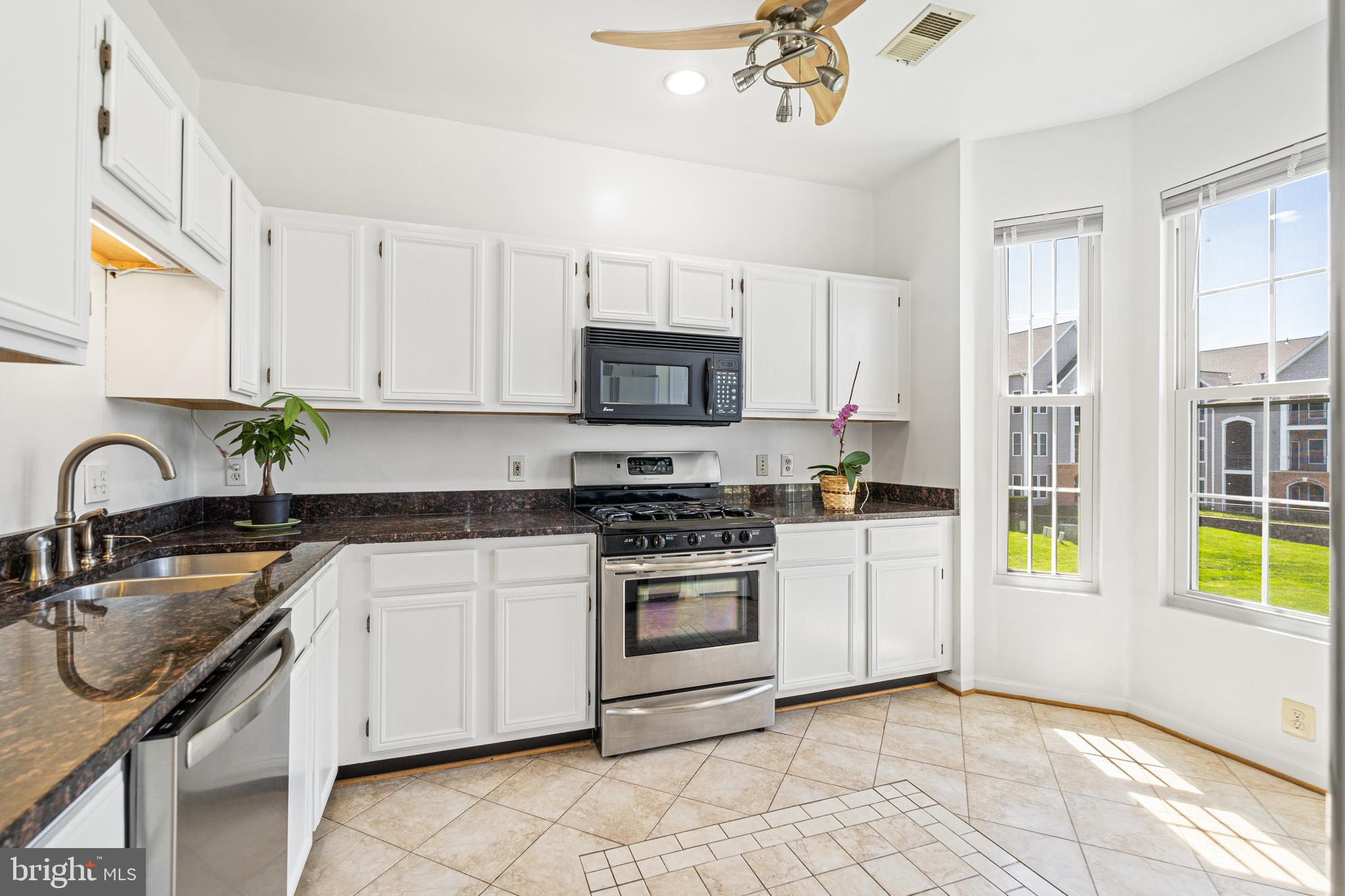 RIVERBEND AT CASCADES - Residential Lease