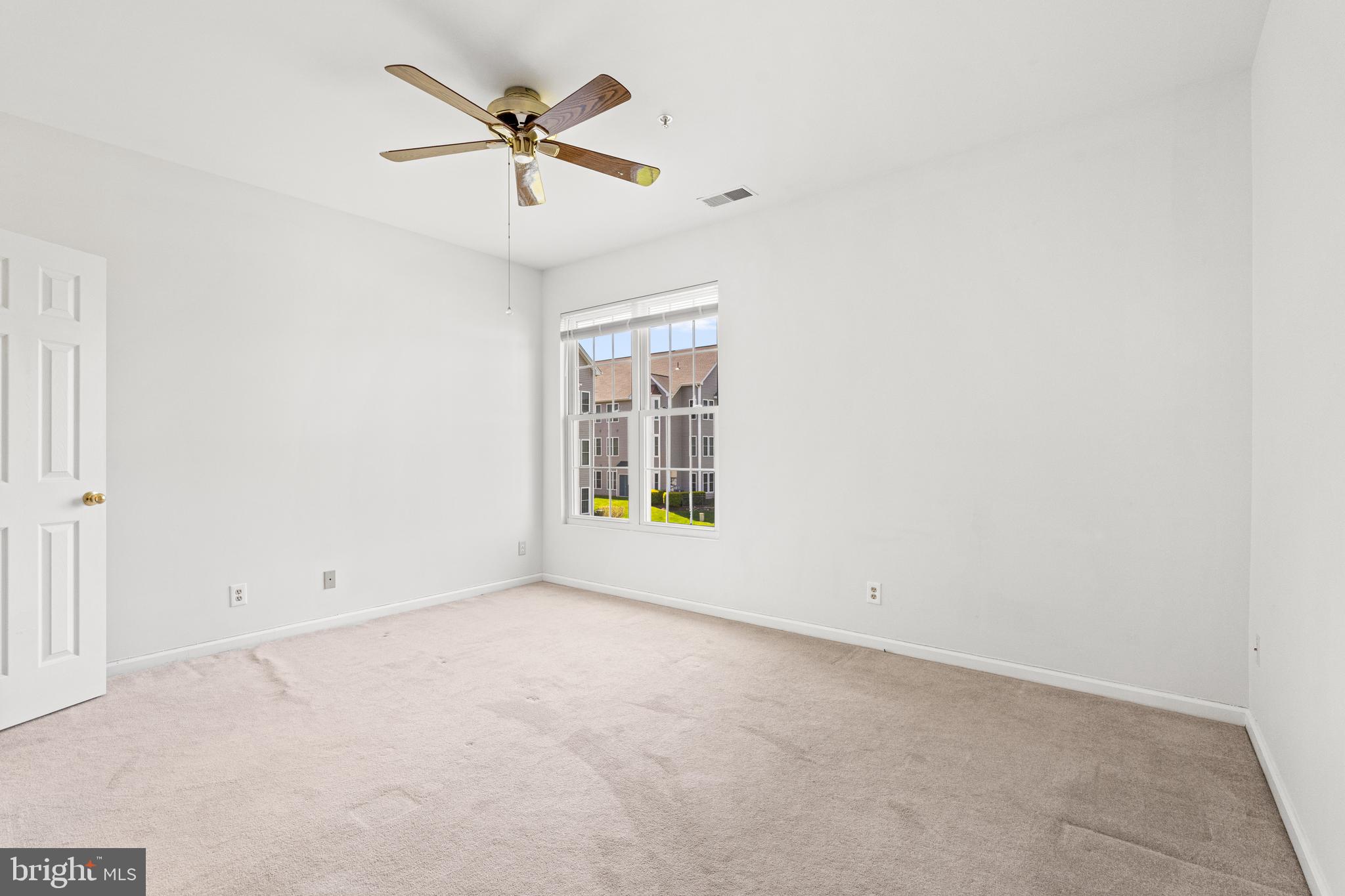 RIVERBEND AT CASCADES - Residential Lease