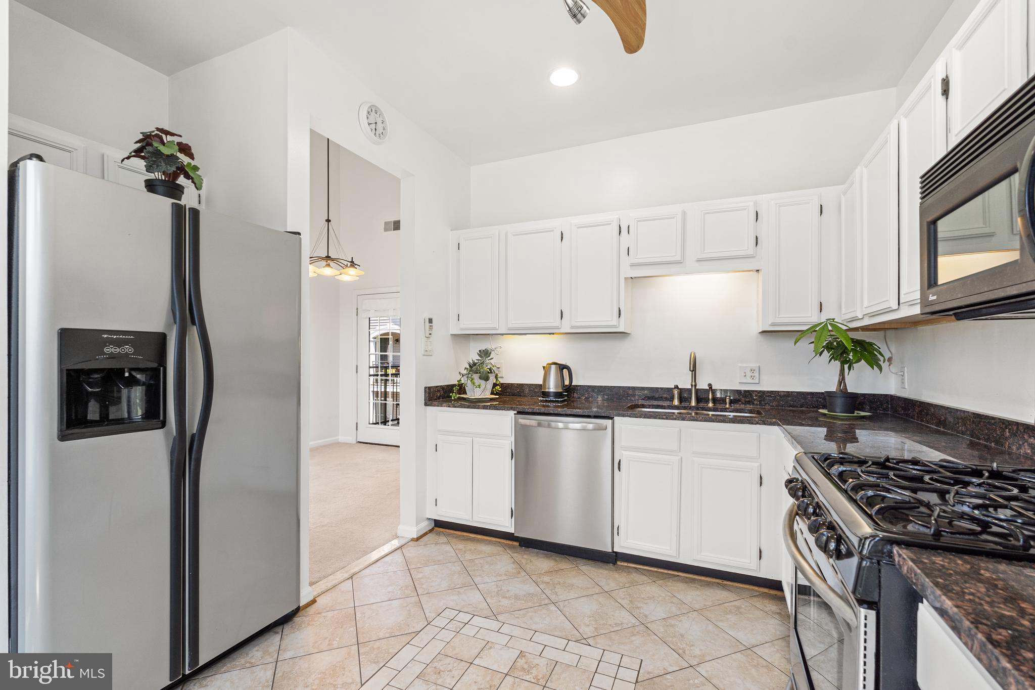 RIVERBEND AT CASCADES - Residential Lease