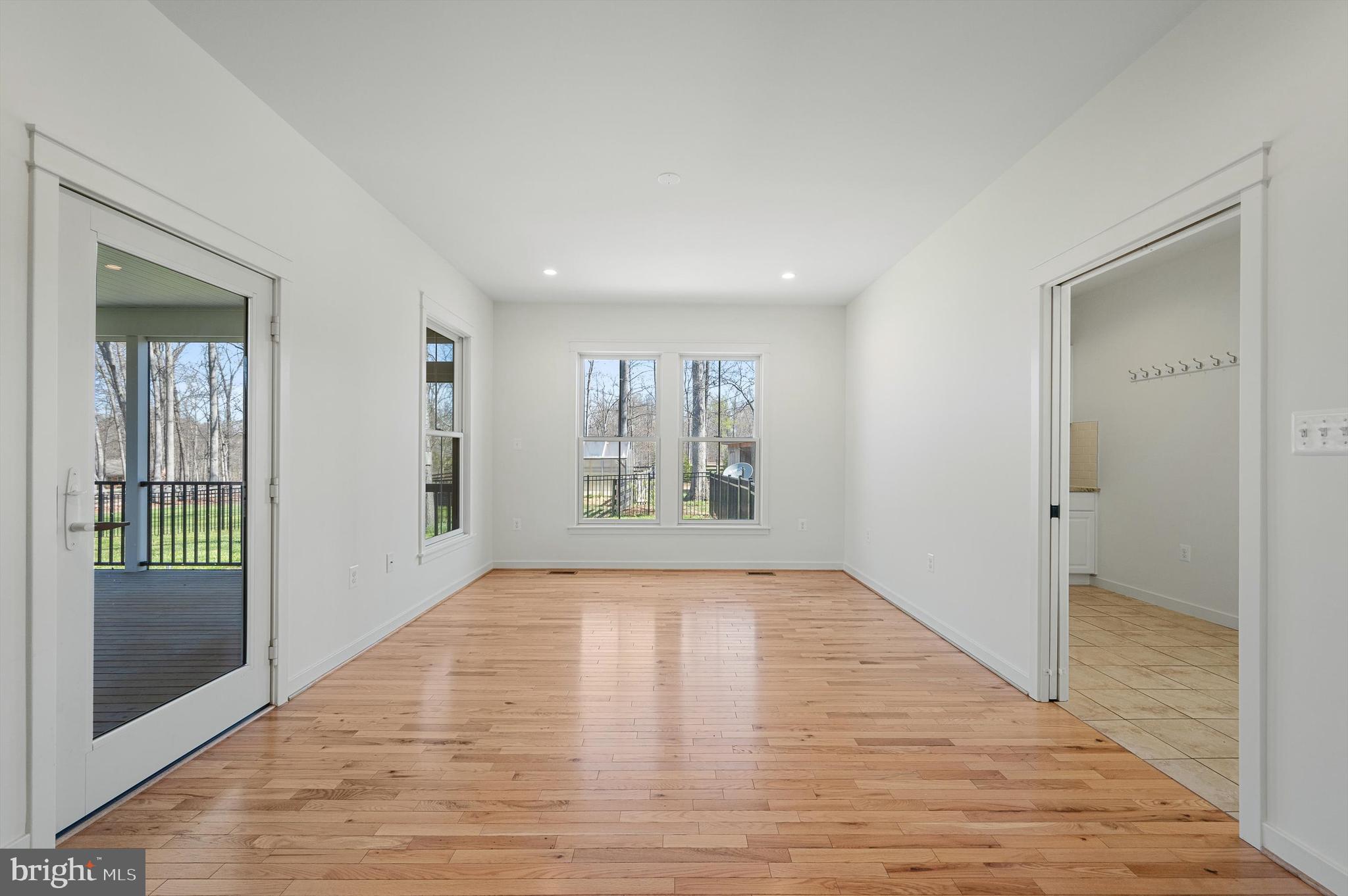 CHRISTO REY - Residential