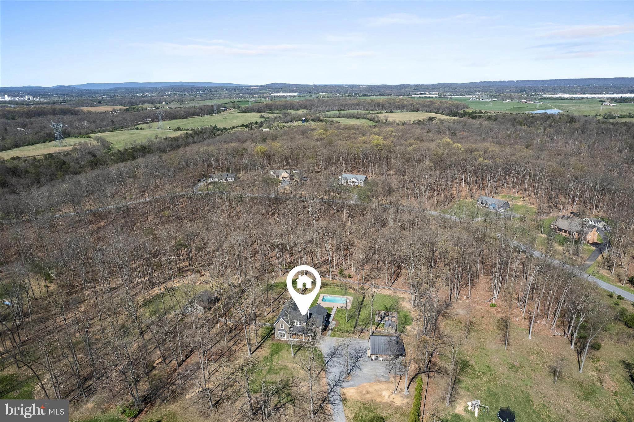 CHRISTO REY - Residential