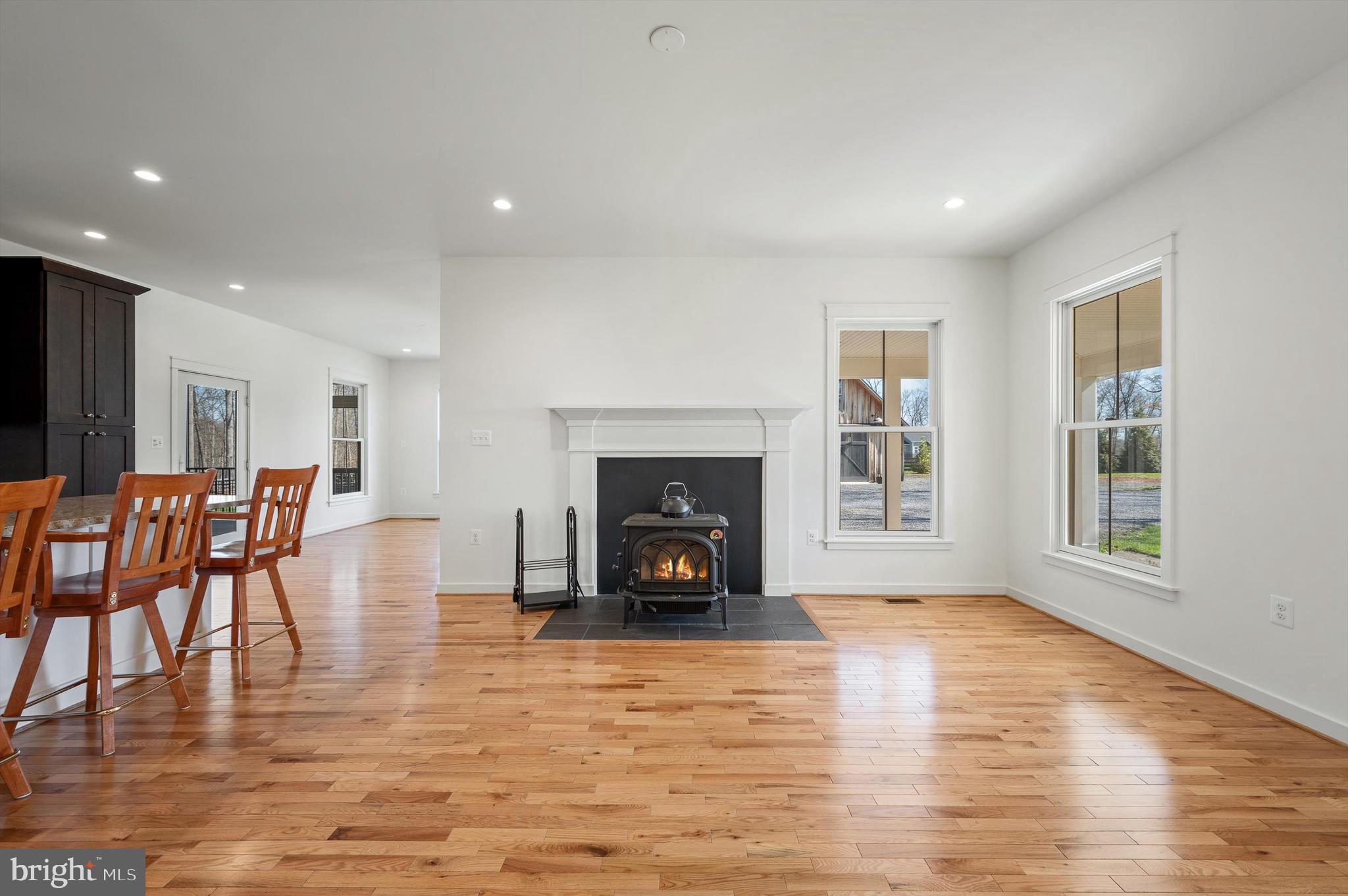 CHRISTO REY - Residential