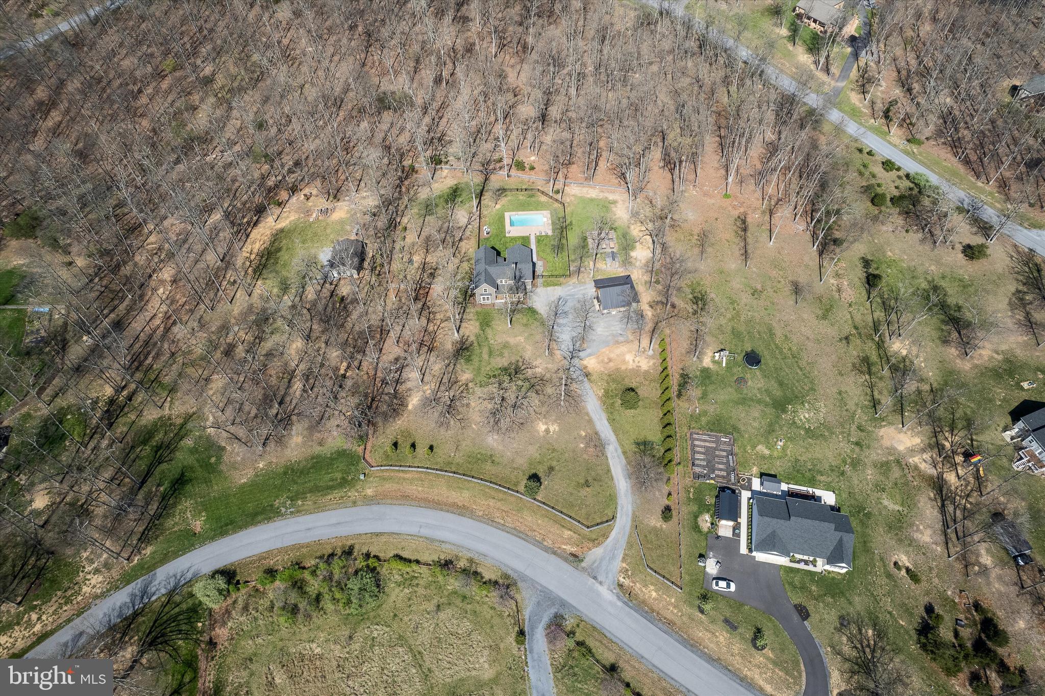 CHRISTO REY - Residential