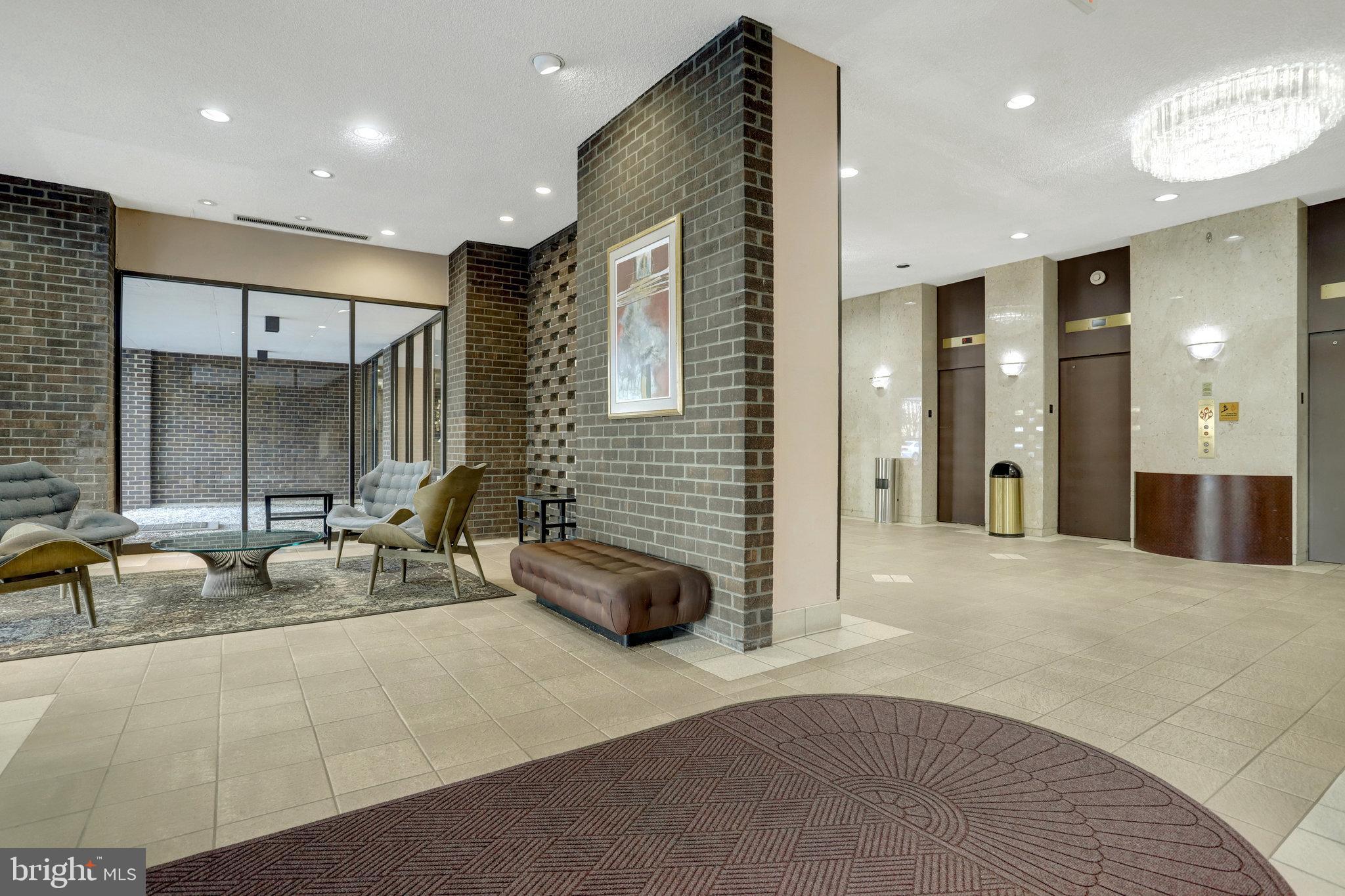 TEMPLETON OF ALEXANDRIA - Residential