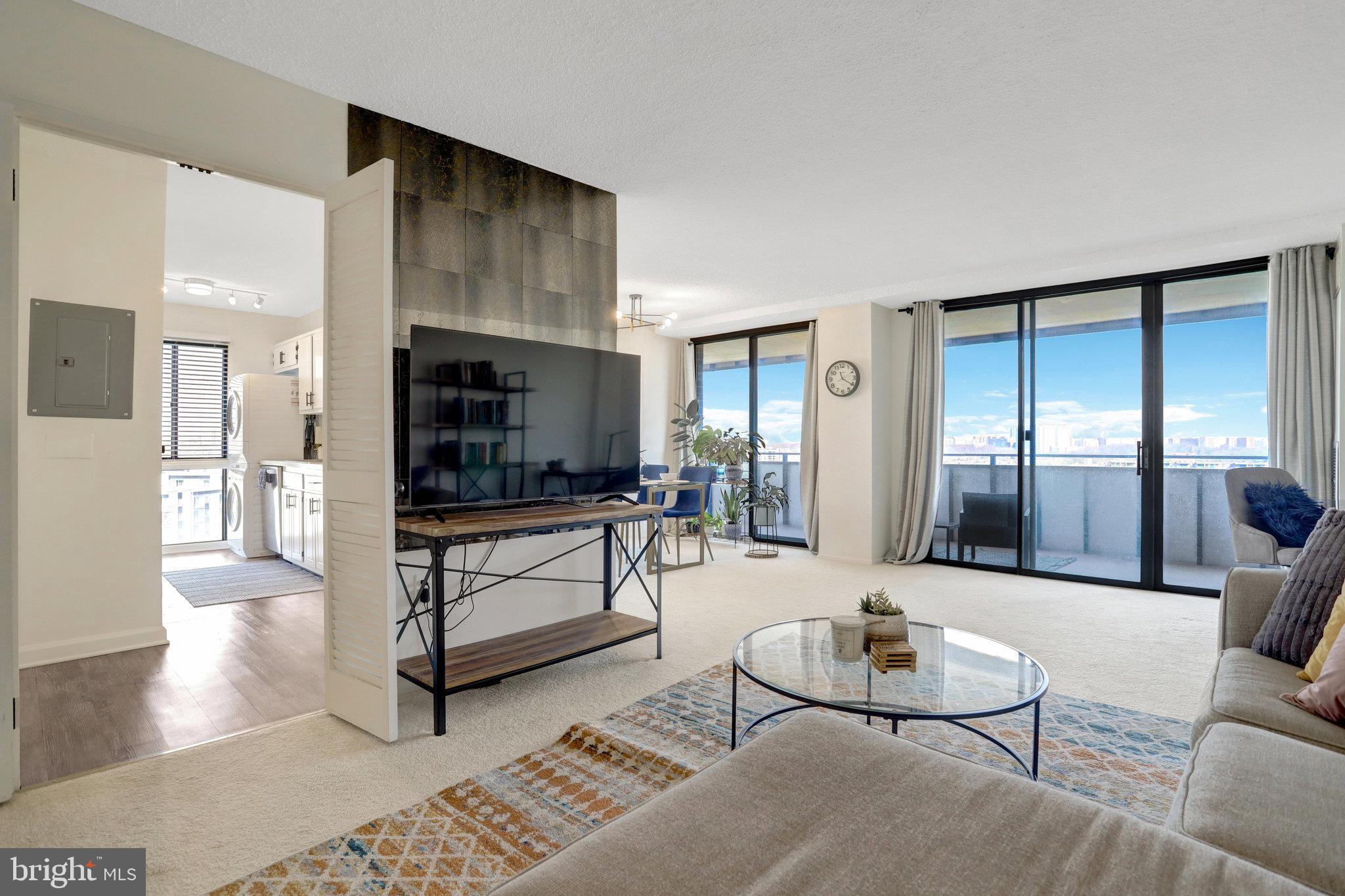 TEMPLETON OF ALEXANDRIA - Residential