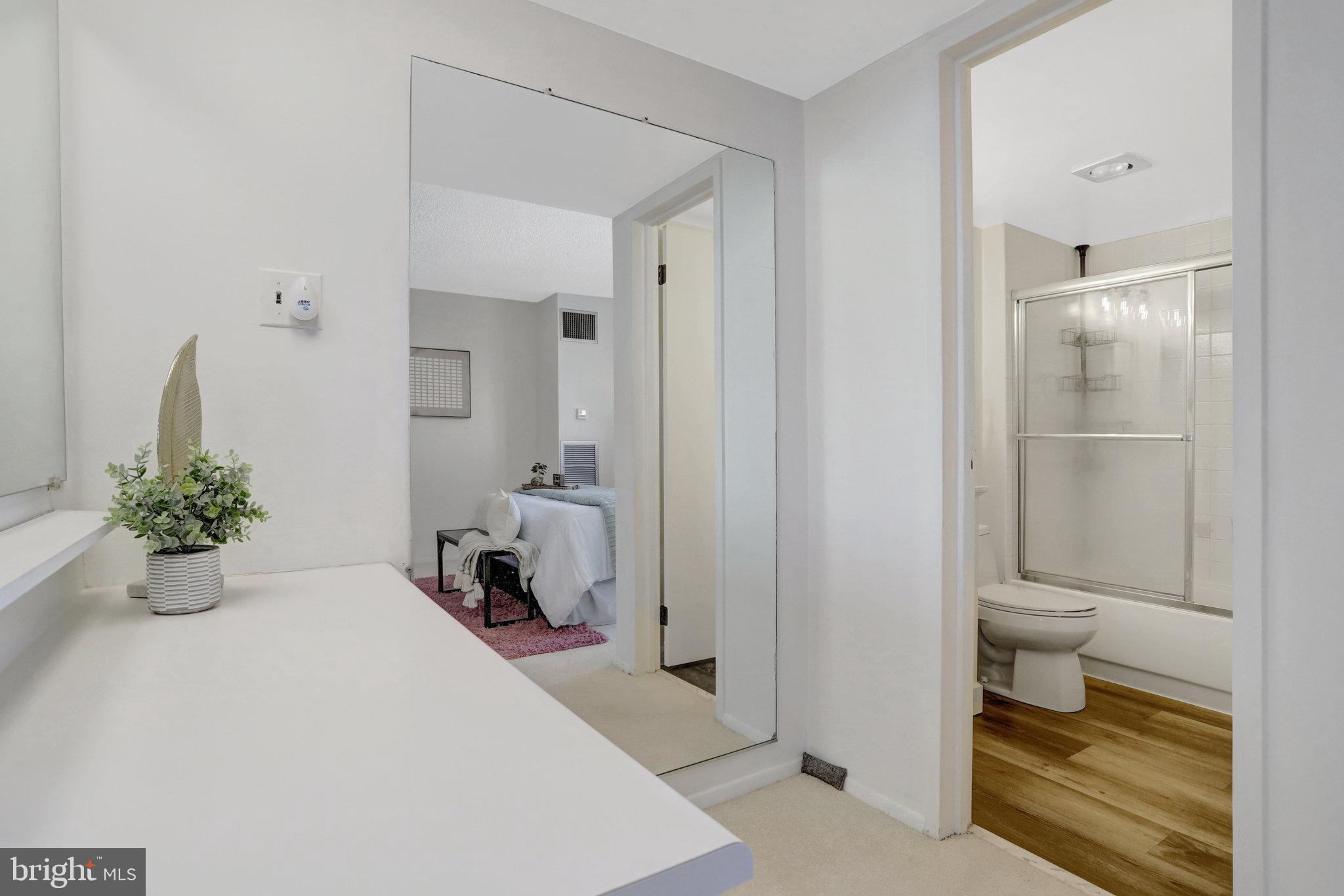 TEMPLETON OF ALEXANDRIA - Residential