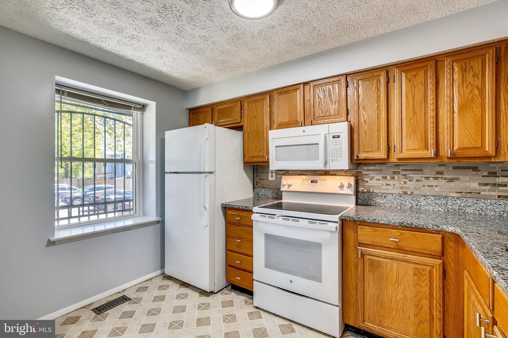 FAIRLAND - Residential