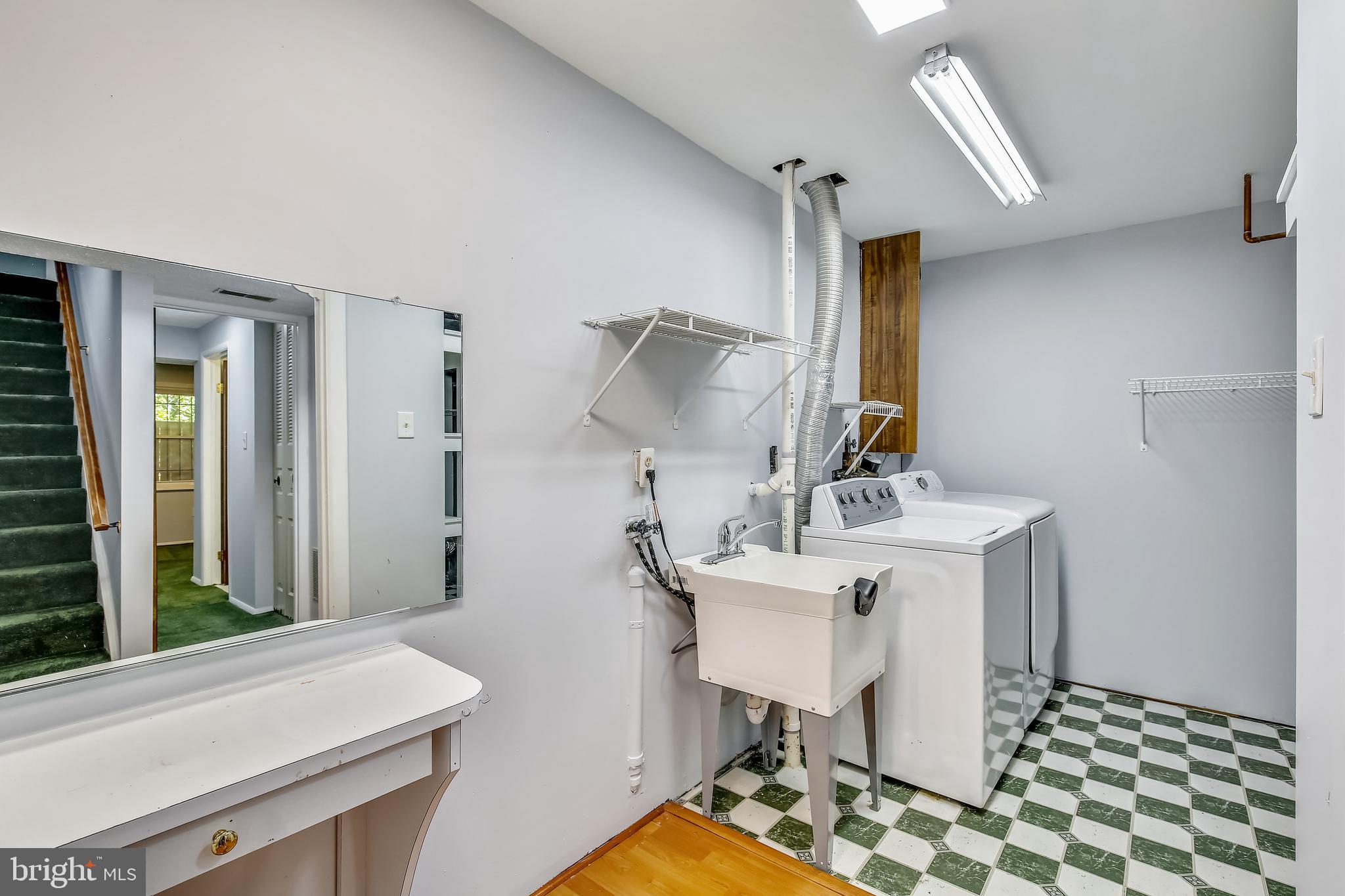 FAIRLAND - Residential