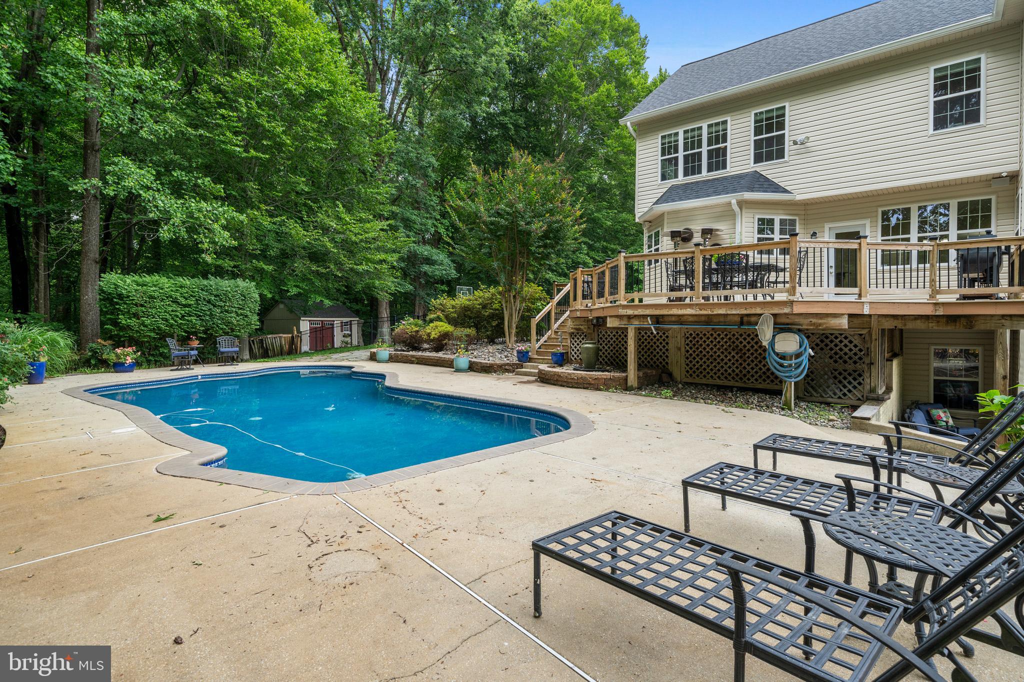 3740 DEVIN COURT