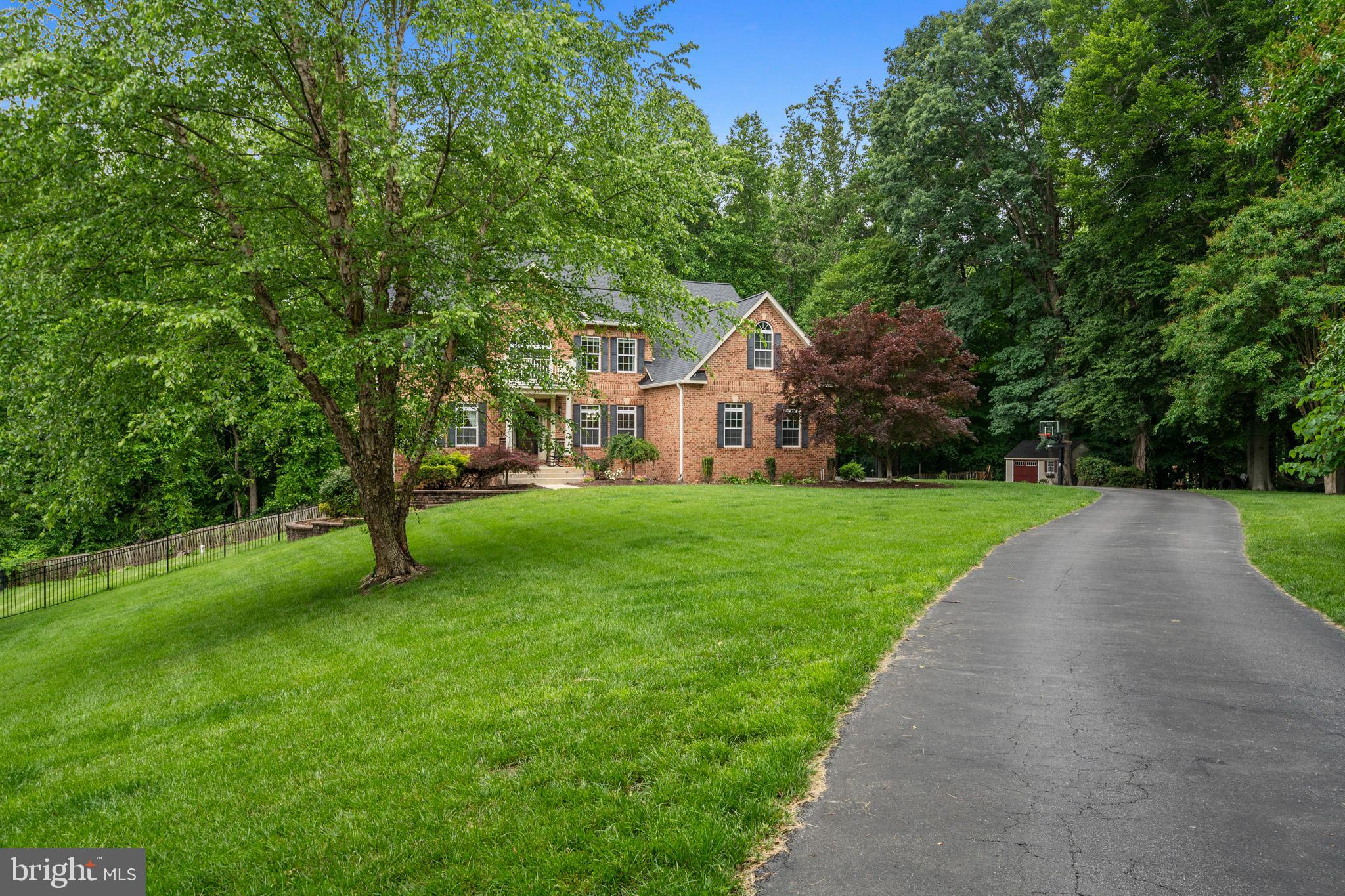 3740 DEVIN COURT