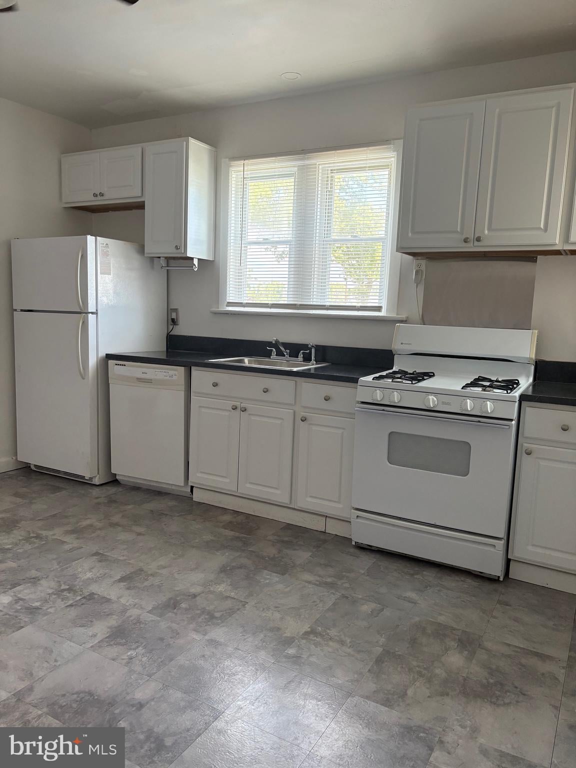 314 W 4TH STREET