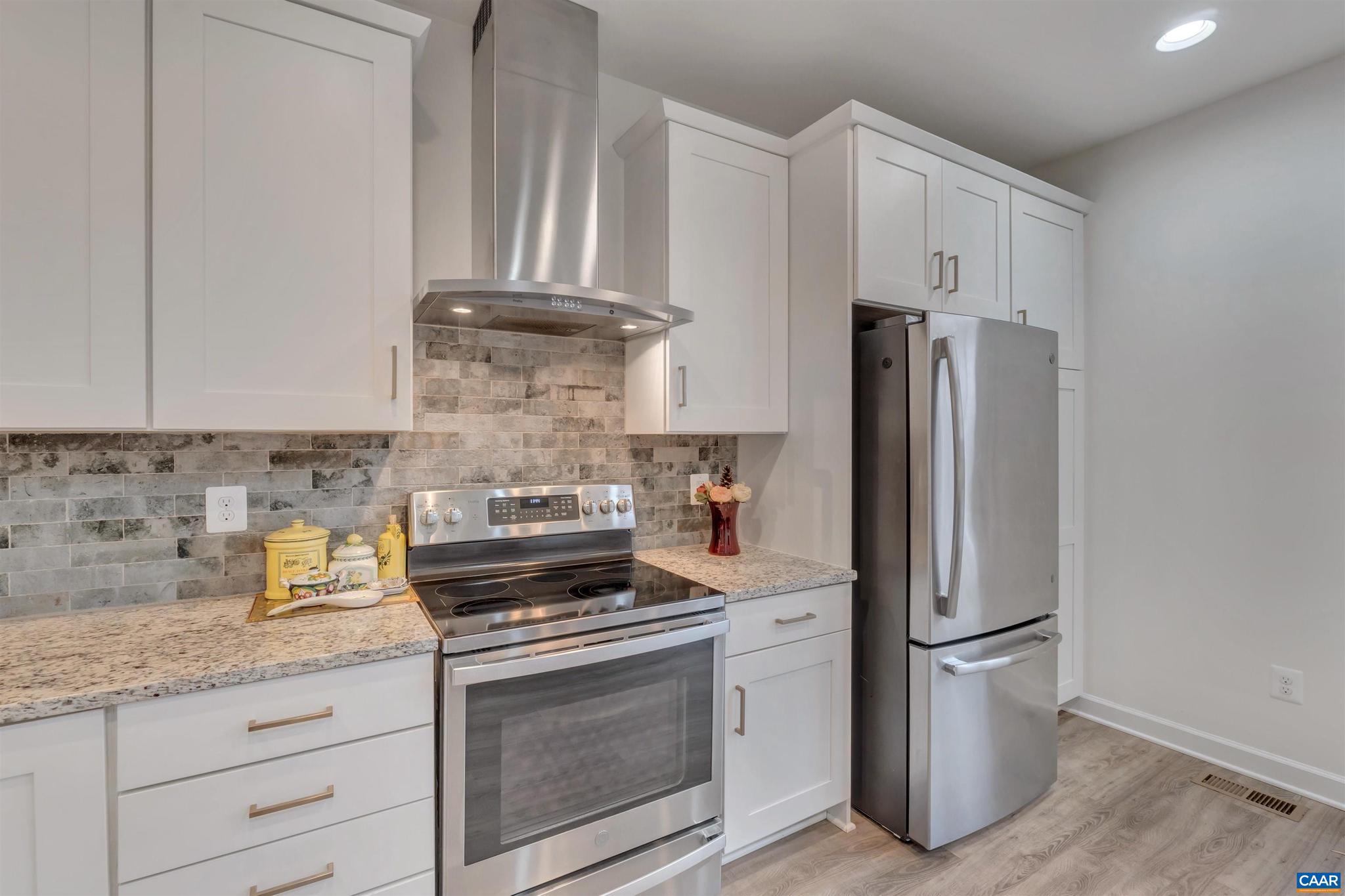 OLD TRAIL - Residential