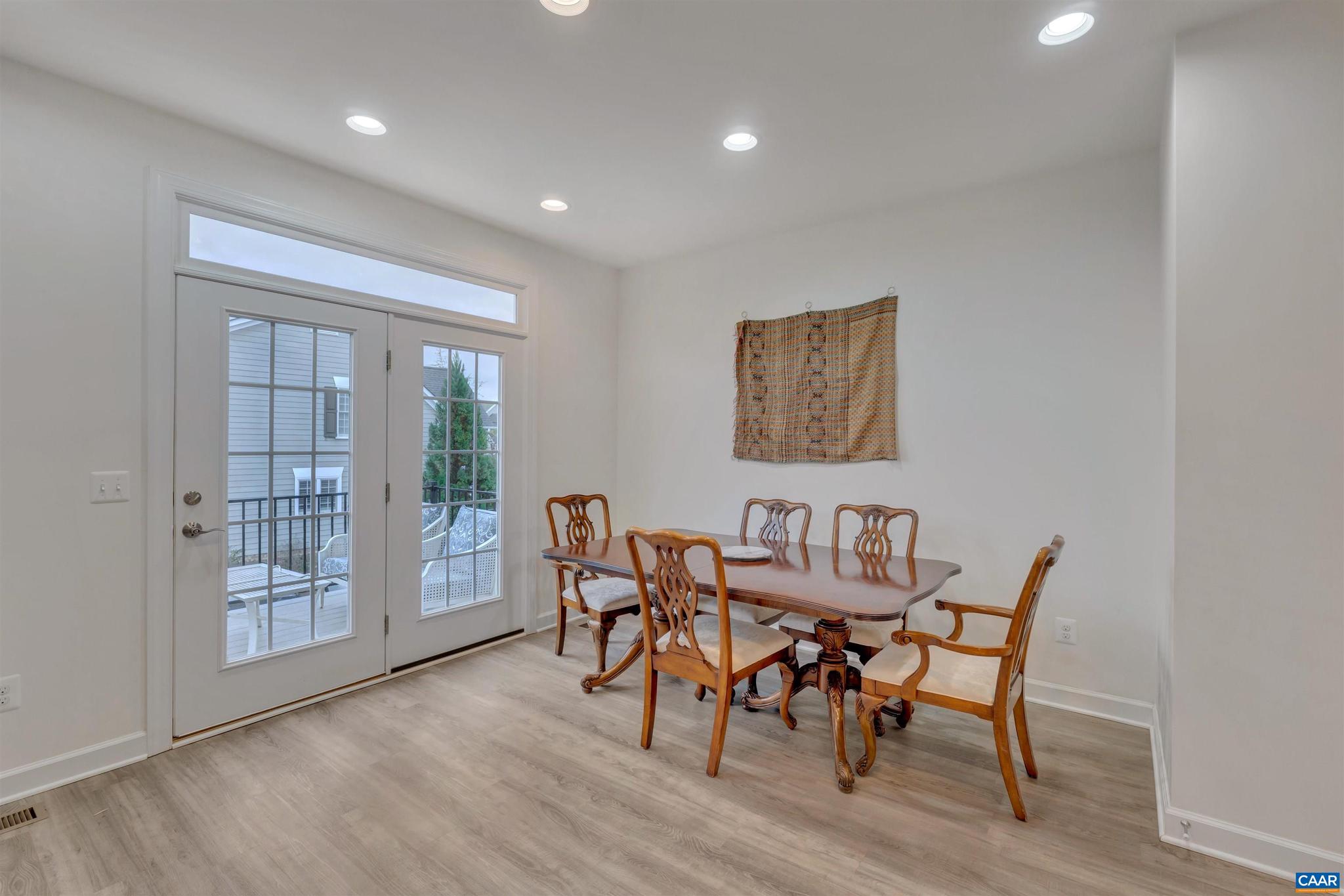 OLD TRAIL - Residential