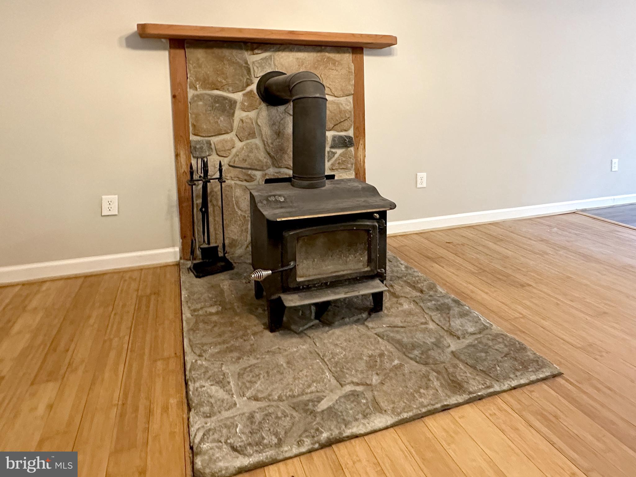 GLENWOOD FOREST - Residential