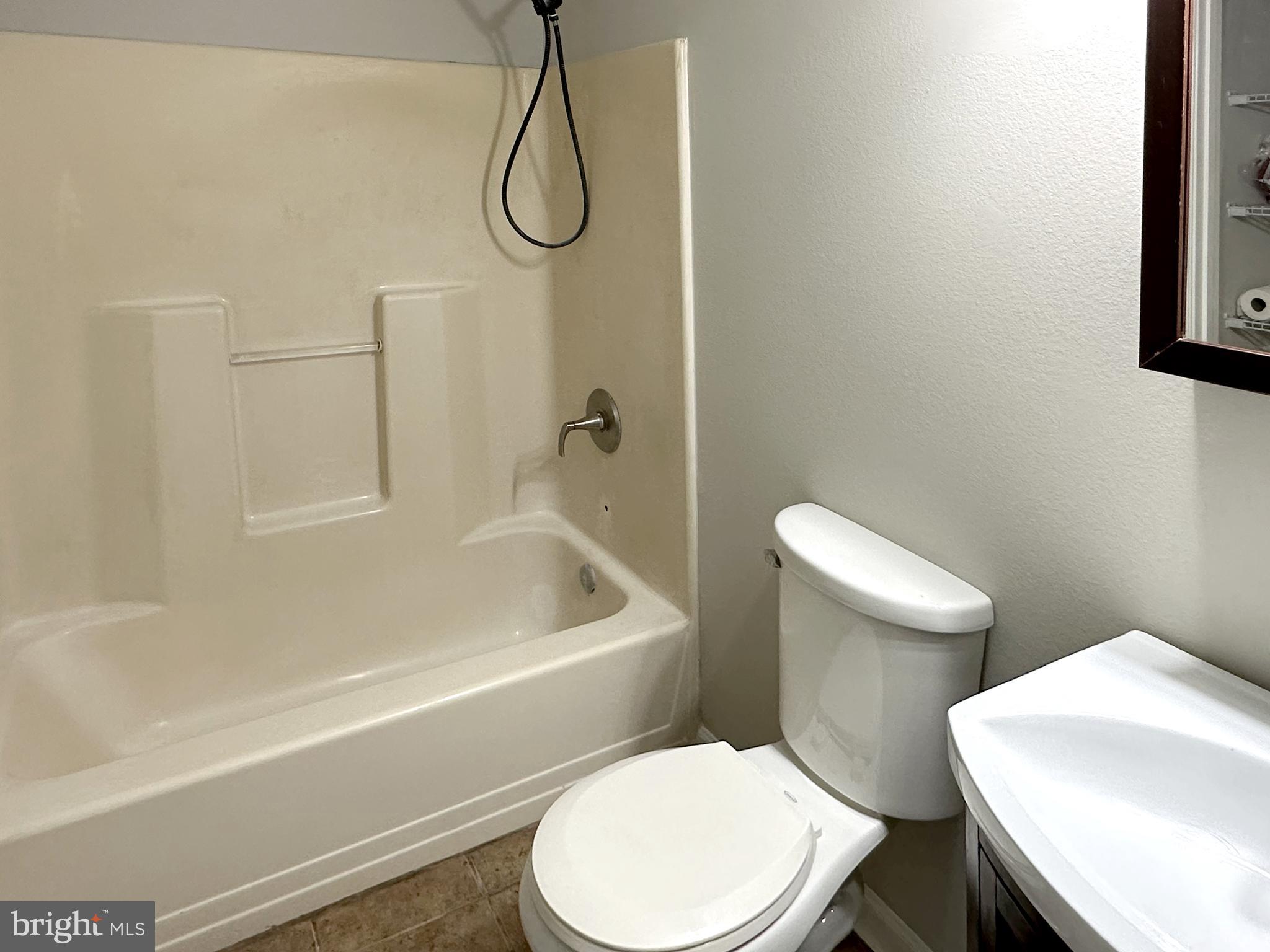 GLENWOOD FOREST - Residential