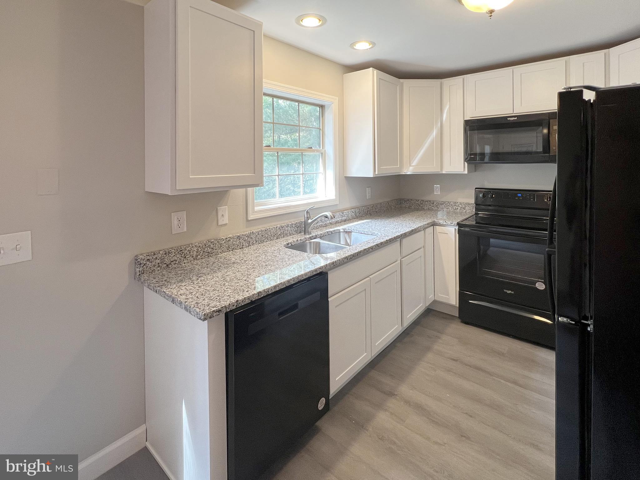 GLENWOOD FOREST - Residential