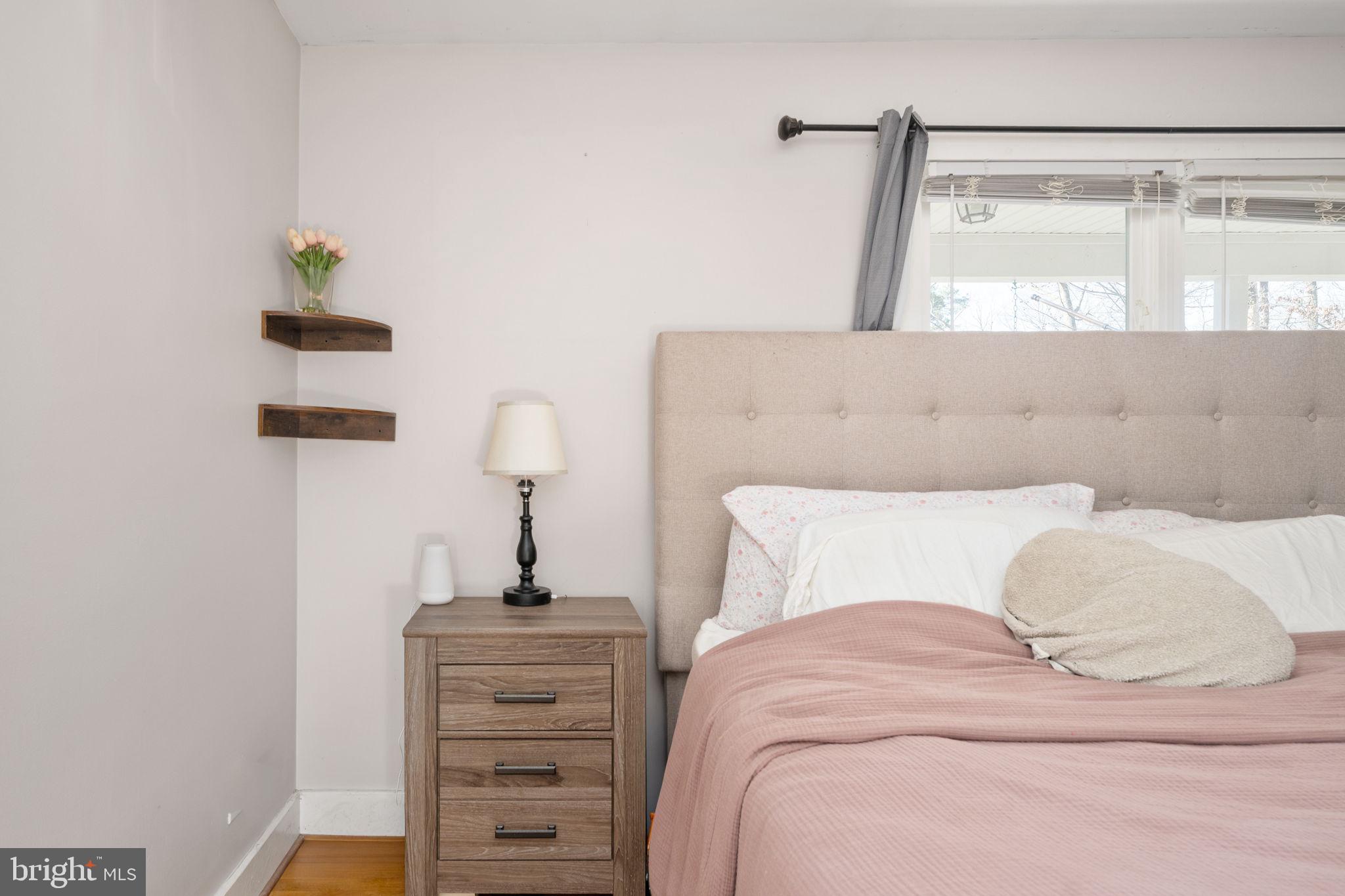 LAKE LAND OR - Residential