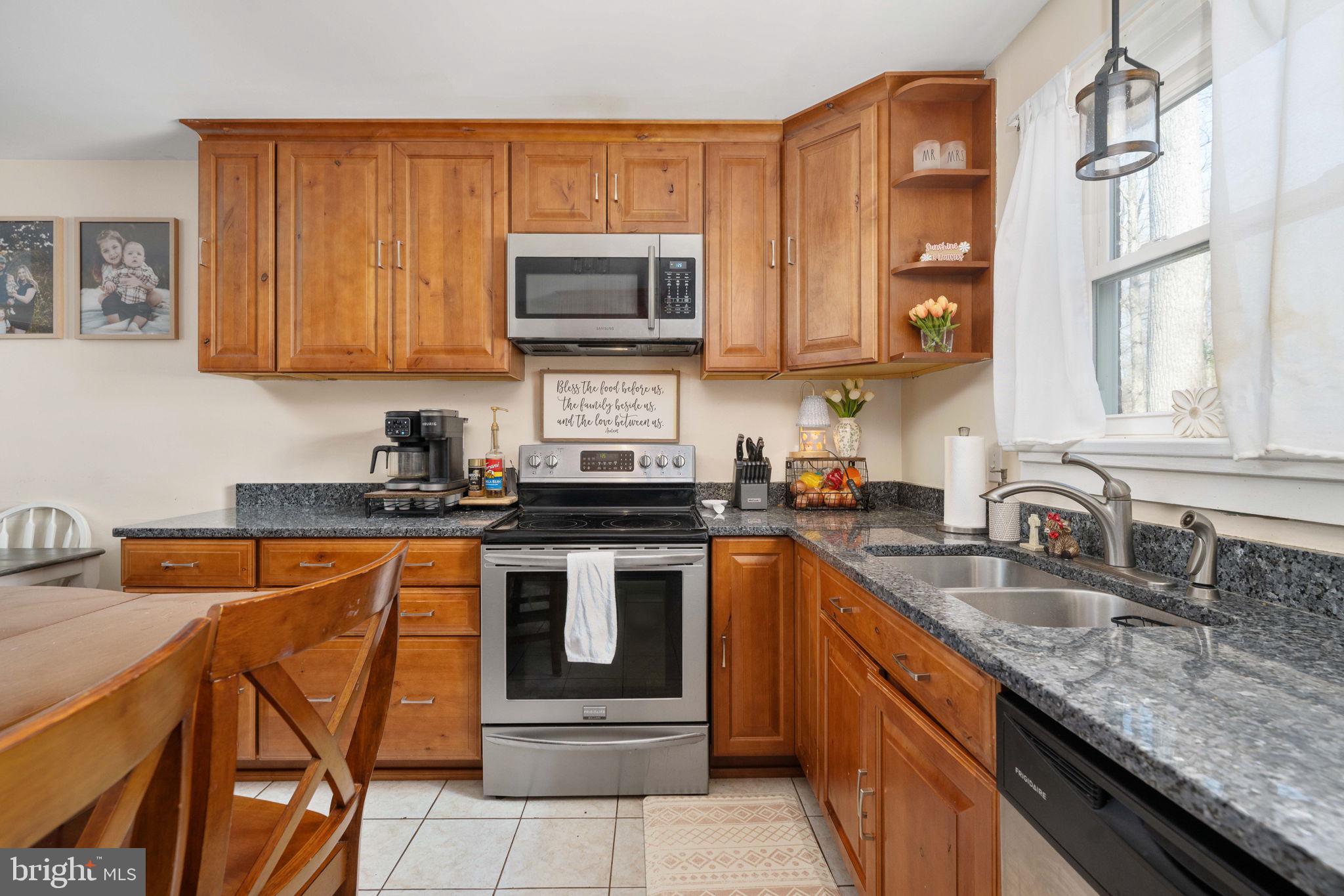 LAKE LAND OR - Residential