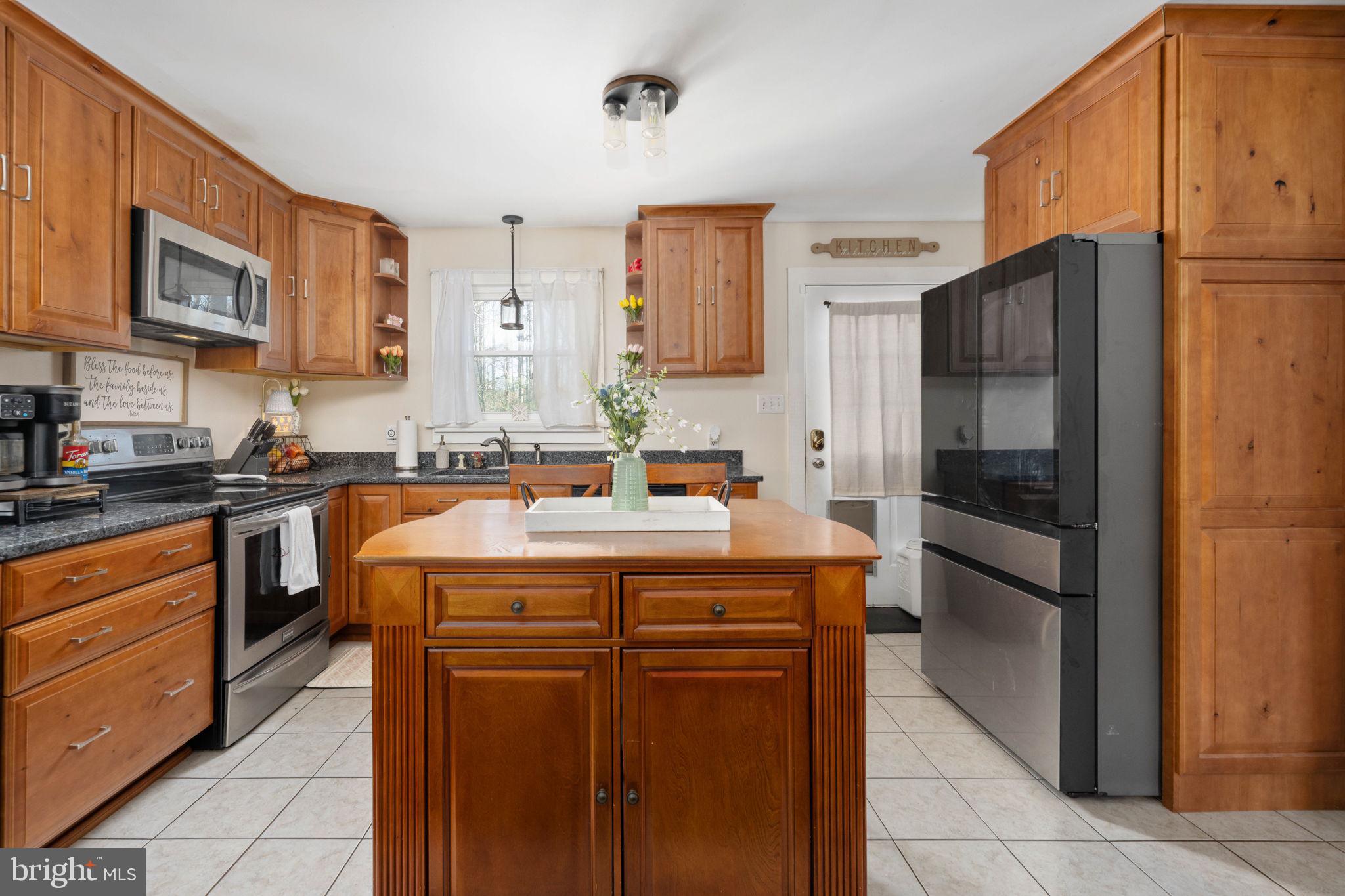 LAKE LAND OR - Residential